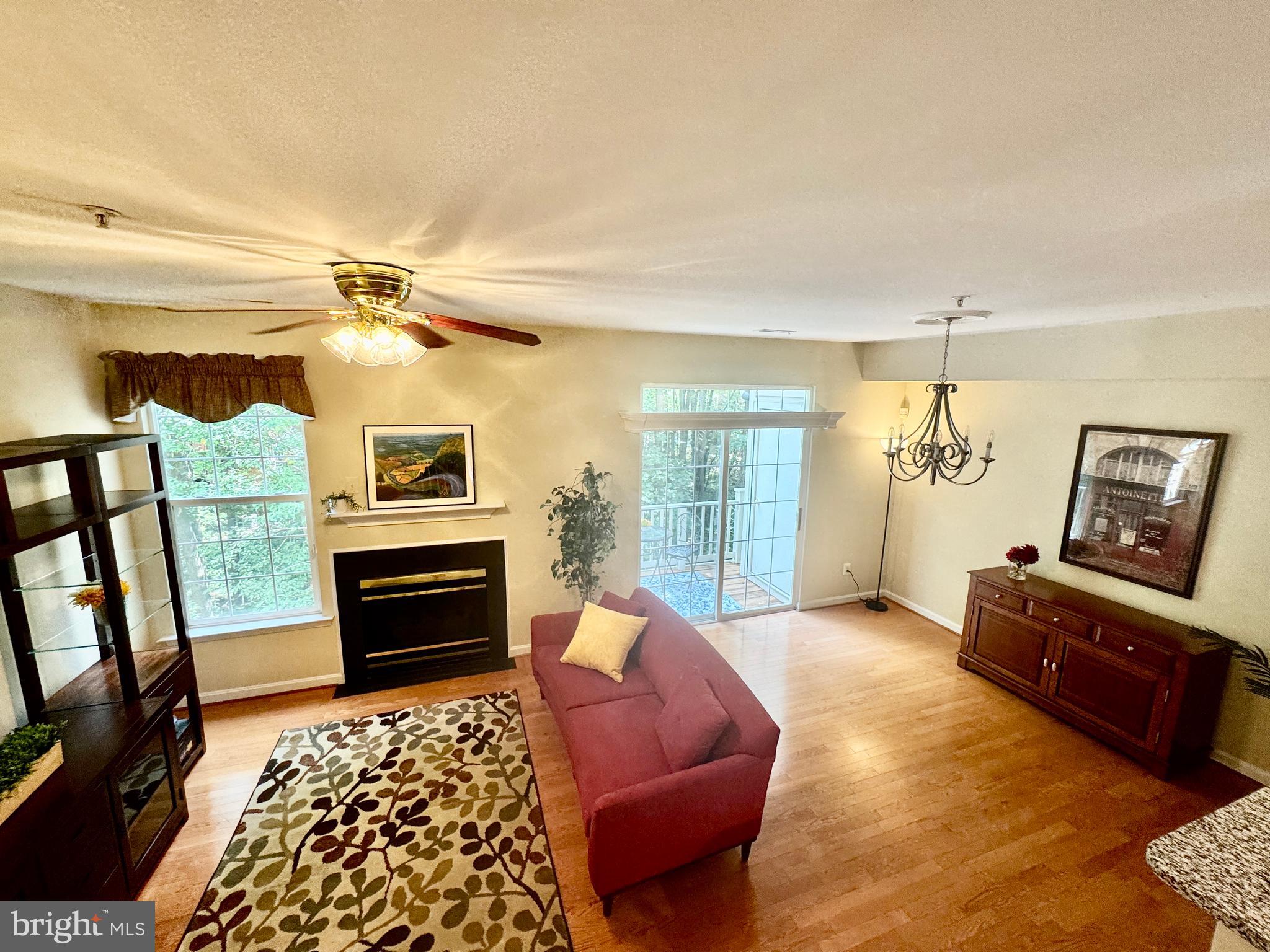 SUTTON RIDGE - Residential