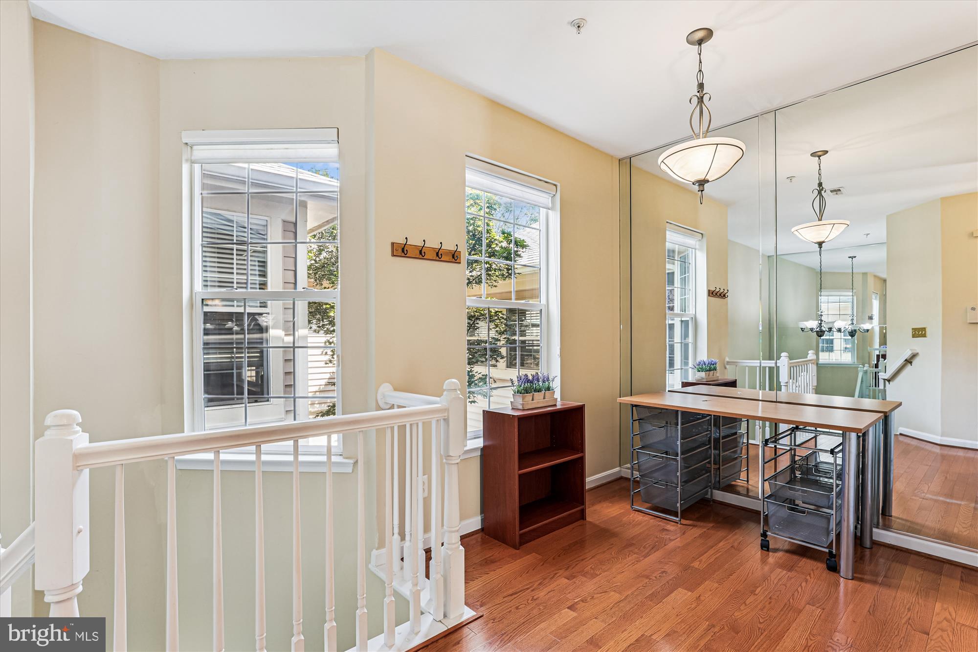 SUTTON RIDGE - Residential