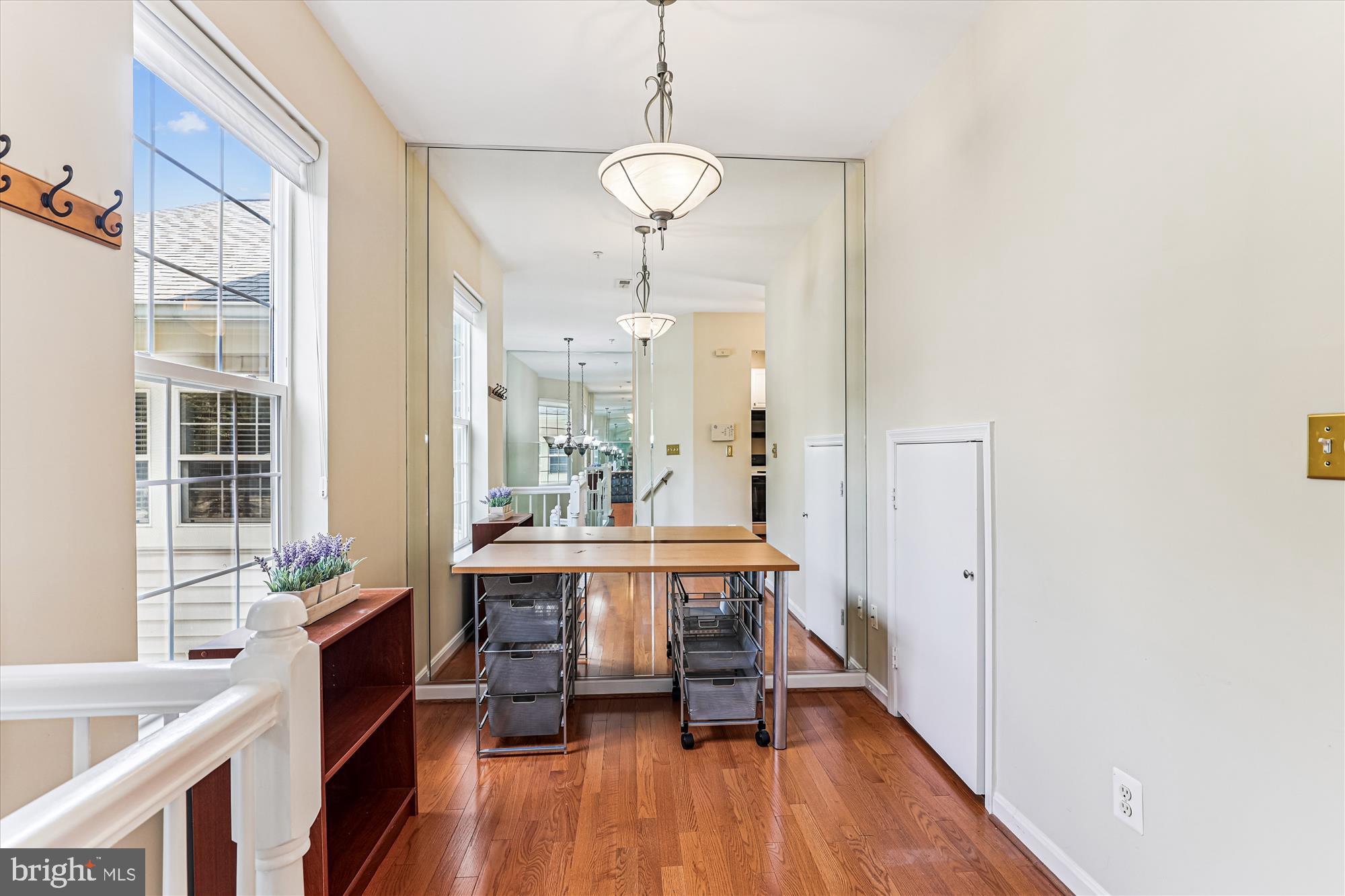 SUTTON RIDGE - Residential