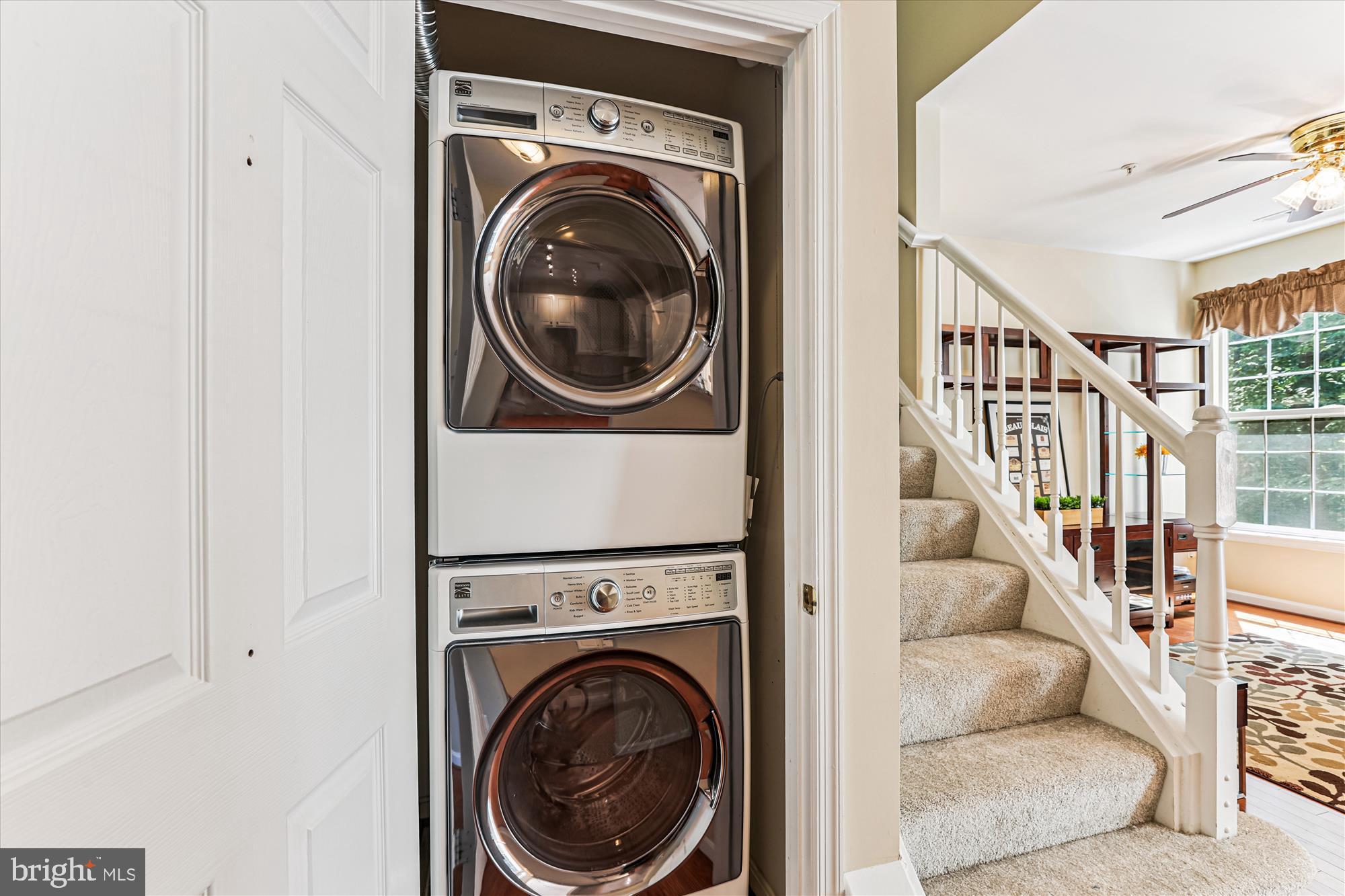 SUTTON RIDGE - Residential