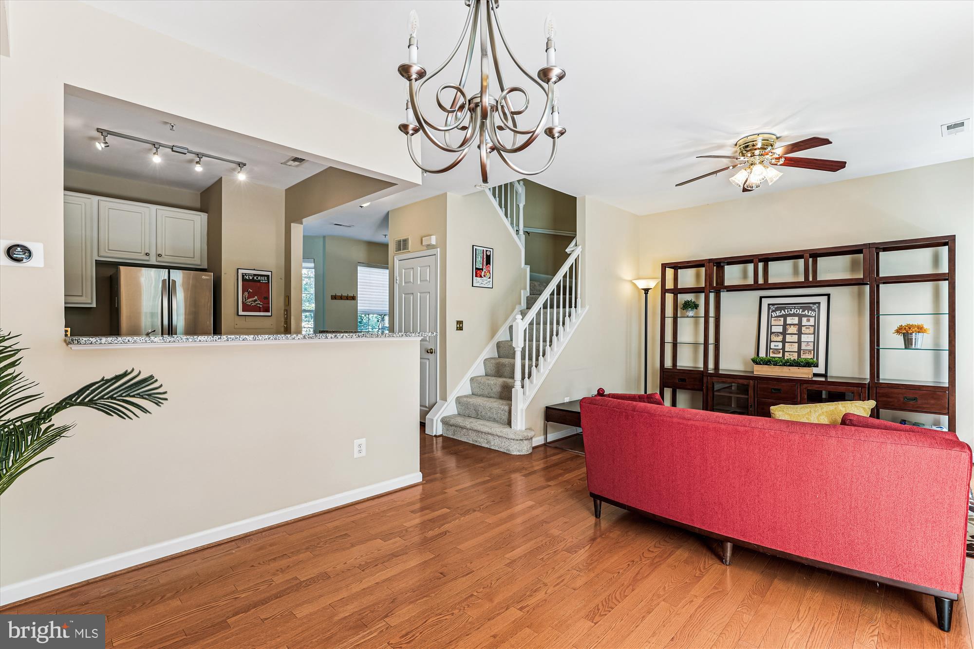 SUTTON RIDGE - Residential