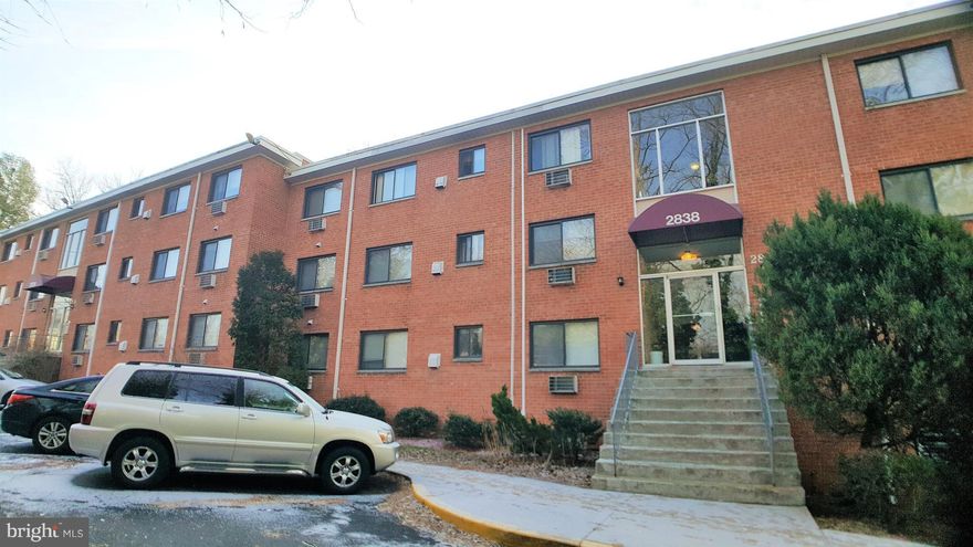 SECURE BUILDING, BRIGHT 2 BEDS 1 BA TOP FLOOR CONDO, LARGERST UNIT,  WALK TO METRO BUS   CLOSE TO STORES AND RESTAURANTS, INSIDE BELTWAY, ALL UTILITIES INCLUDED IN RENT, COMMUNITY POOL & PLAYGROUND, CLEAN CARPET, NEWER PAINT, UPDATED KITCHEN, LOTS OF CABINET SPACES, UPDATED BATH WITH CERAMIC TILES.