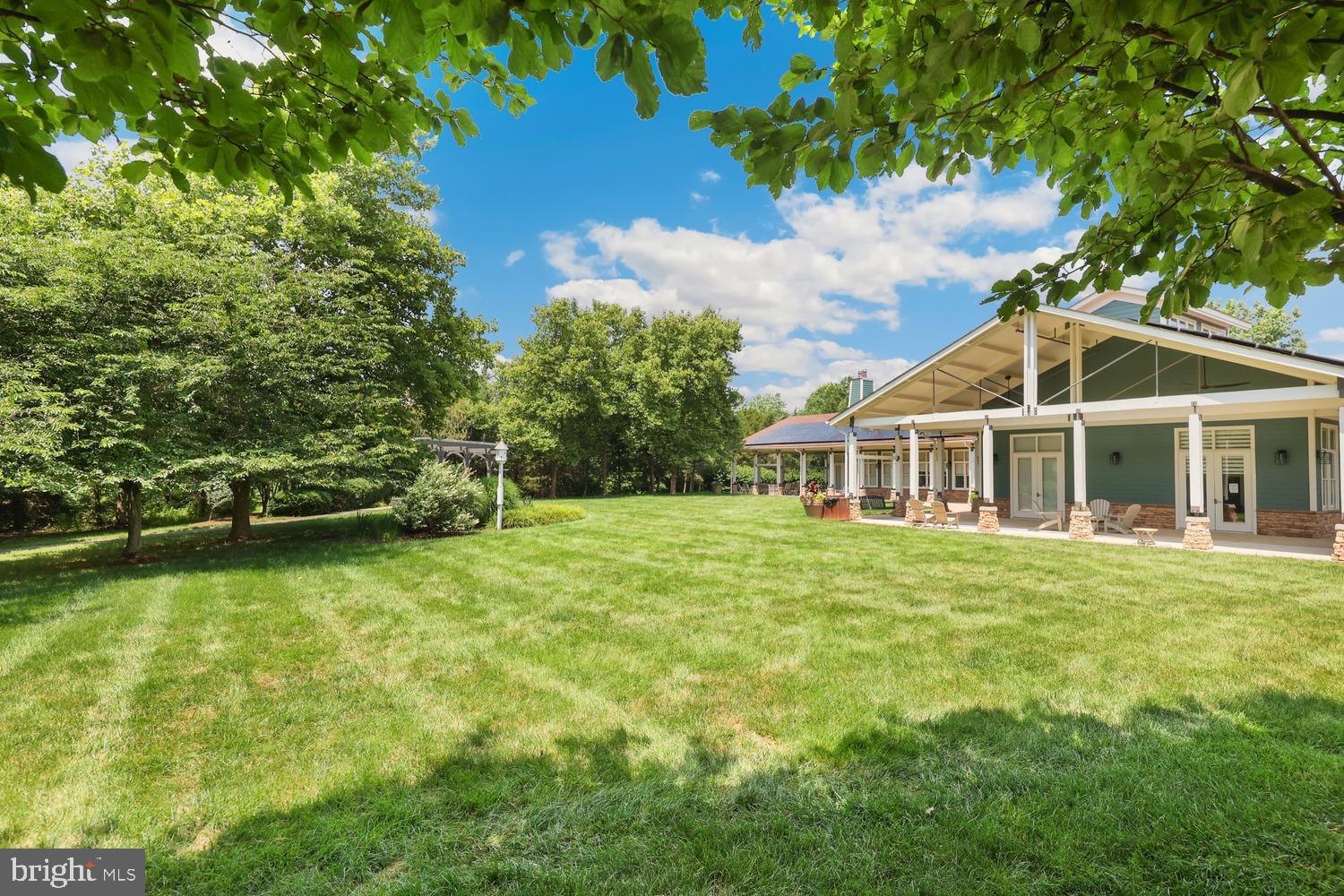 BROADLANDS SOUTH - Residential