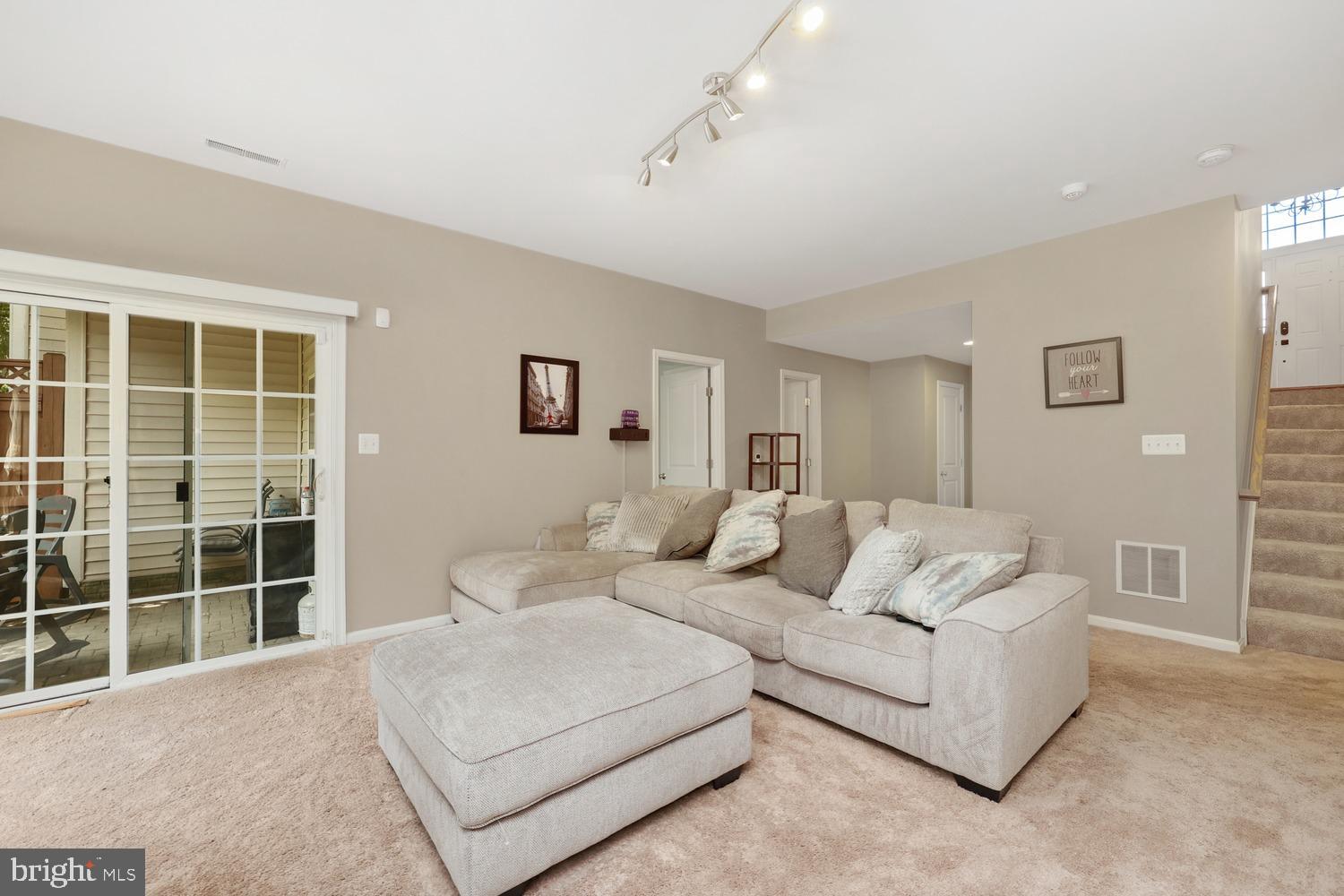 BROADLANDS SOUTH - Residential