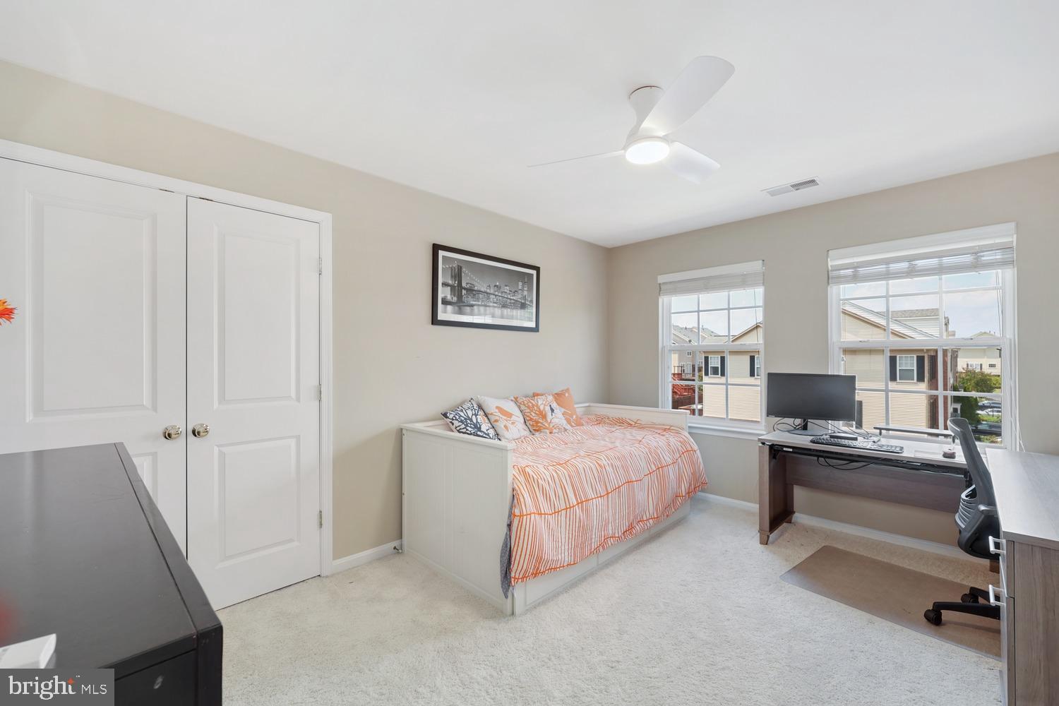 BROADLANDS SOUTH - Residential