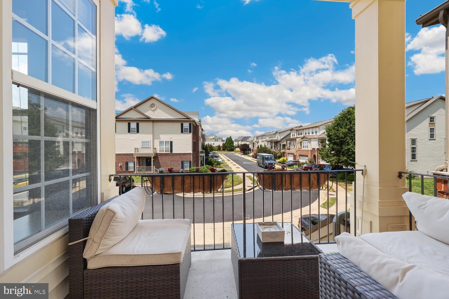BROADLANDS SOUTH - Residential