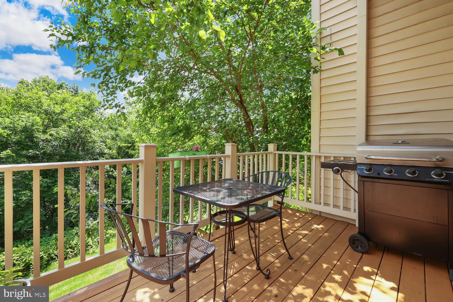 BROADLANDS SOUTH - Residential