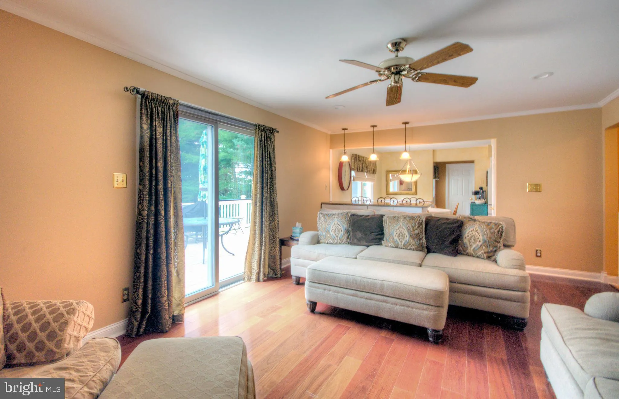 Blackwood, New Jersey 08012, United States, 4 Bedrooms Bedrooms, ,3 BathroomsBathrooms,Residential,Pending,210352