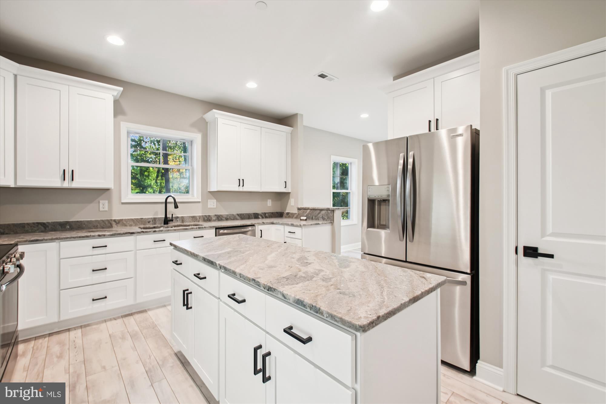 1865 CEDAR DRIVE