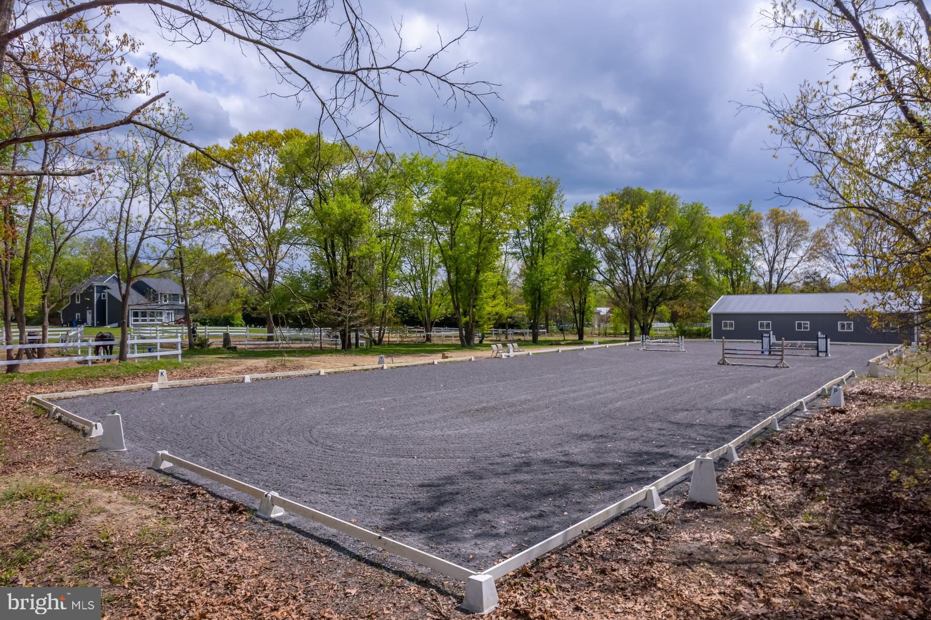 140 COLONY PLACE