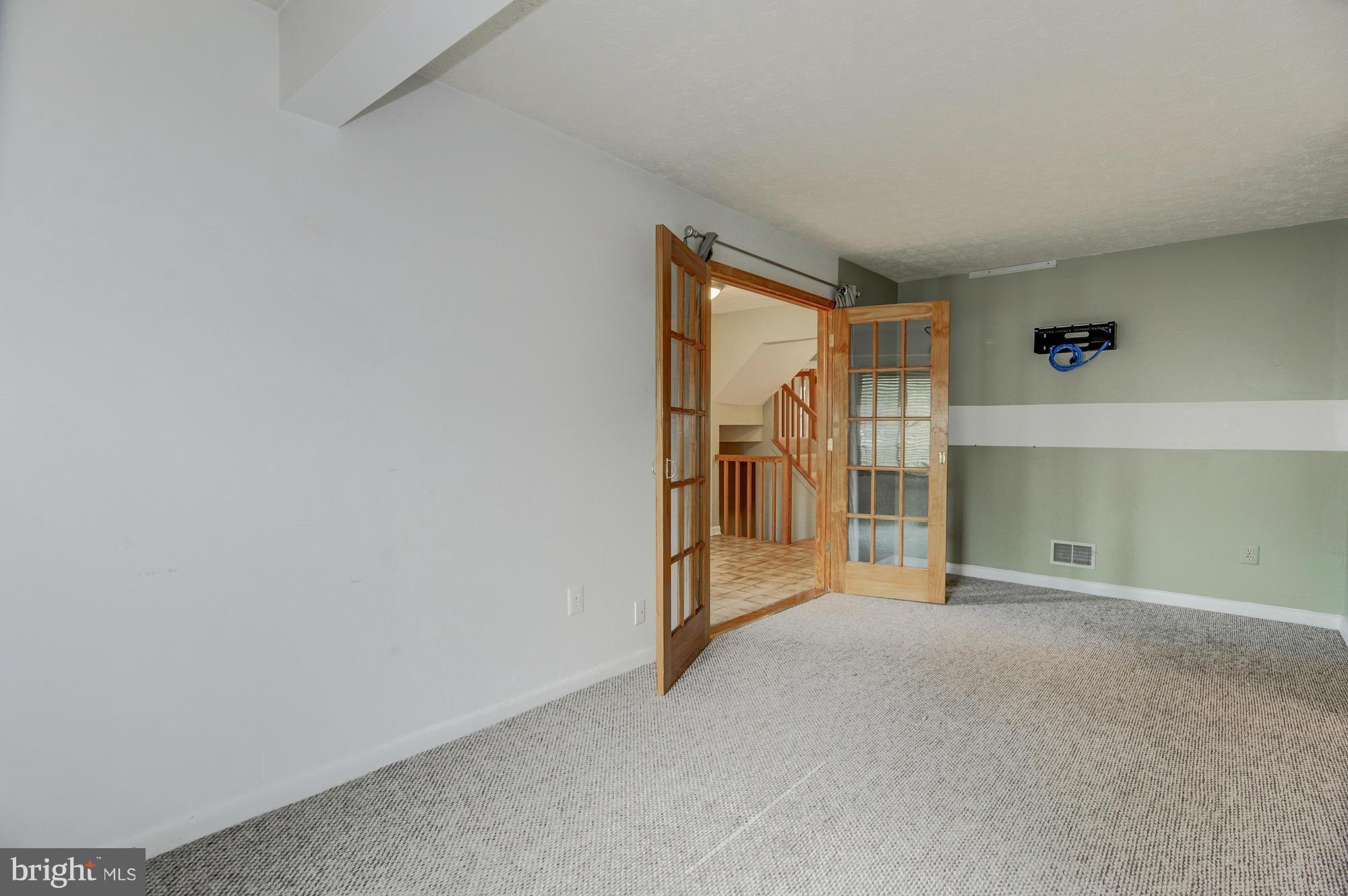 SEWELLS ORCHARD - Residential Lease