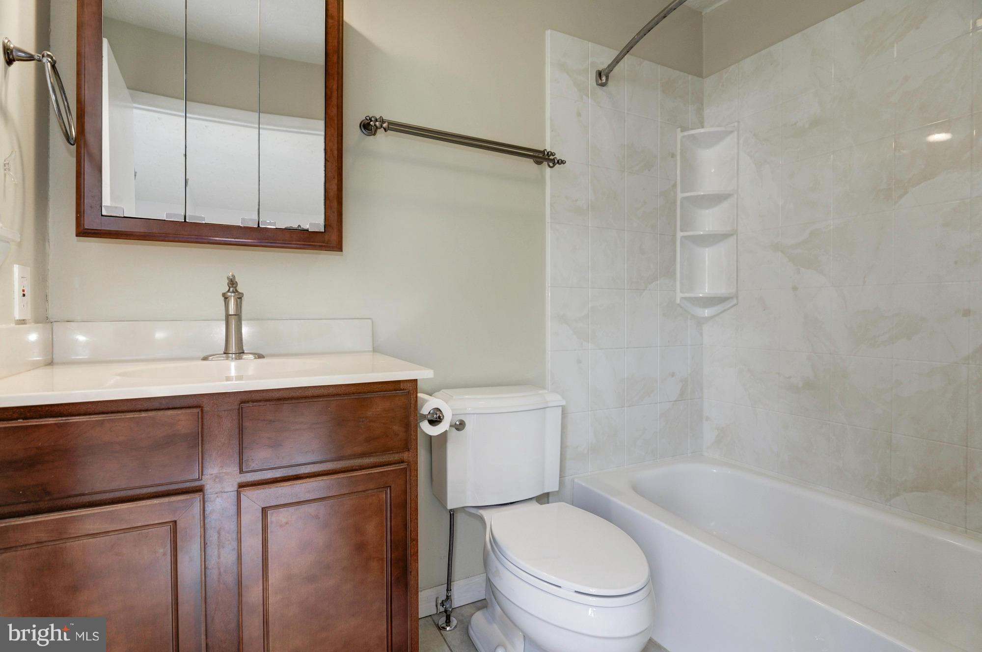 SEWELLS ORCHARD - Residential Lease