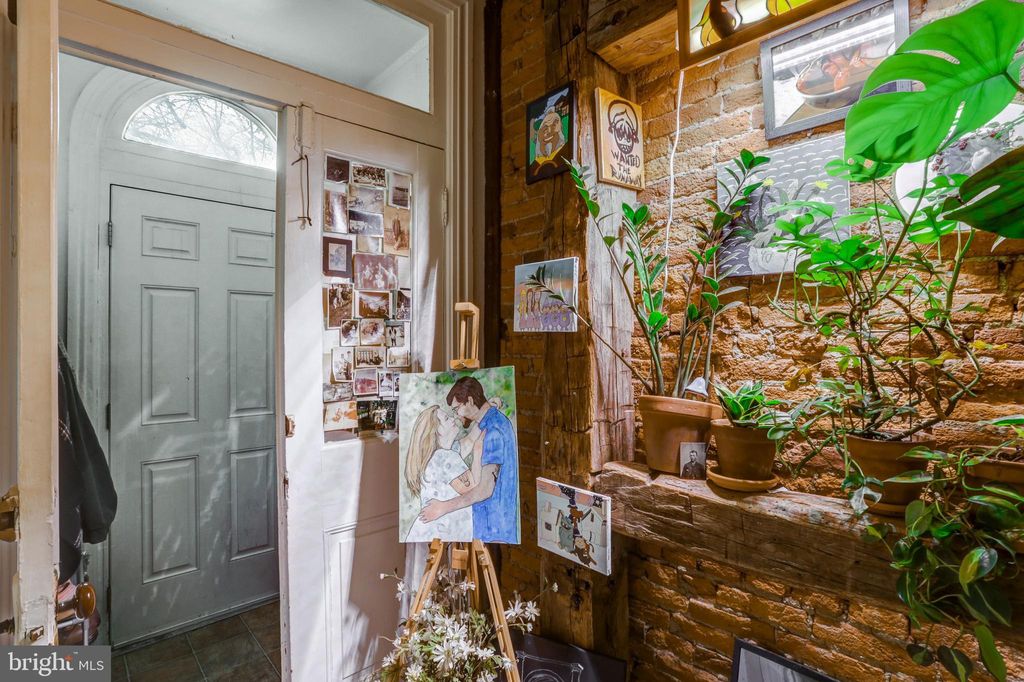 Photo of 436 W Lemon Street, Lancaster, PA 17603 (MLS # PALA2045352)