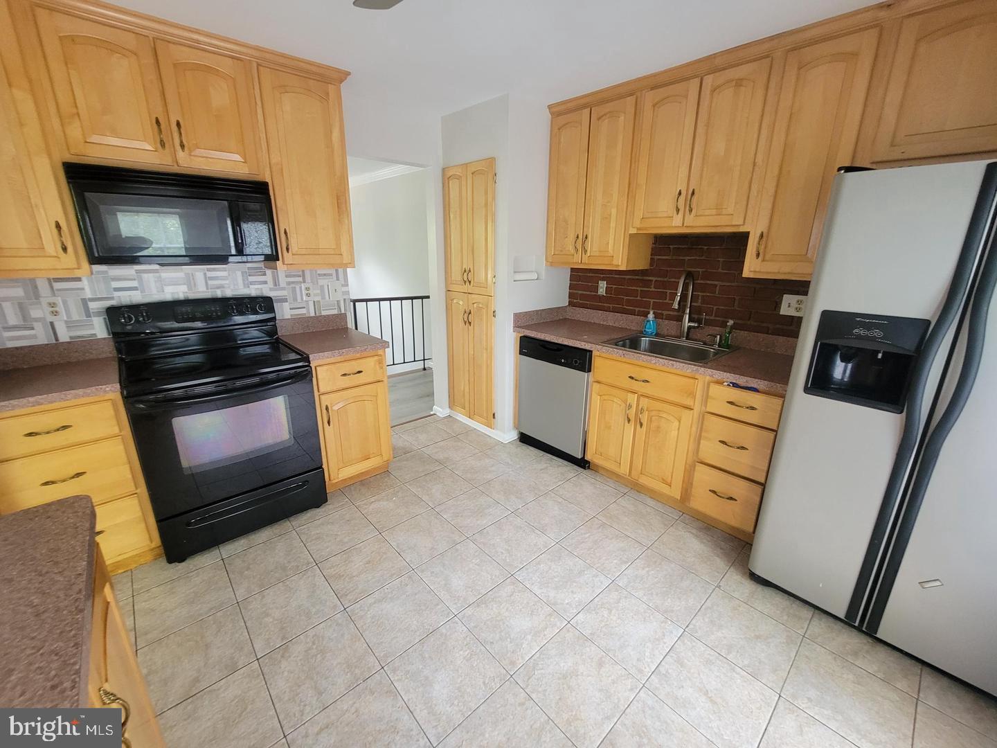 MAPLEWOOD - Residential Lease