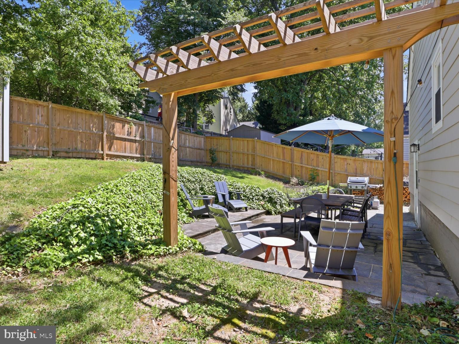 DOUGLAS PARK - Residential