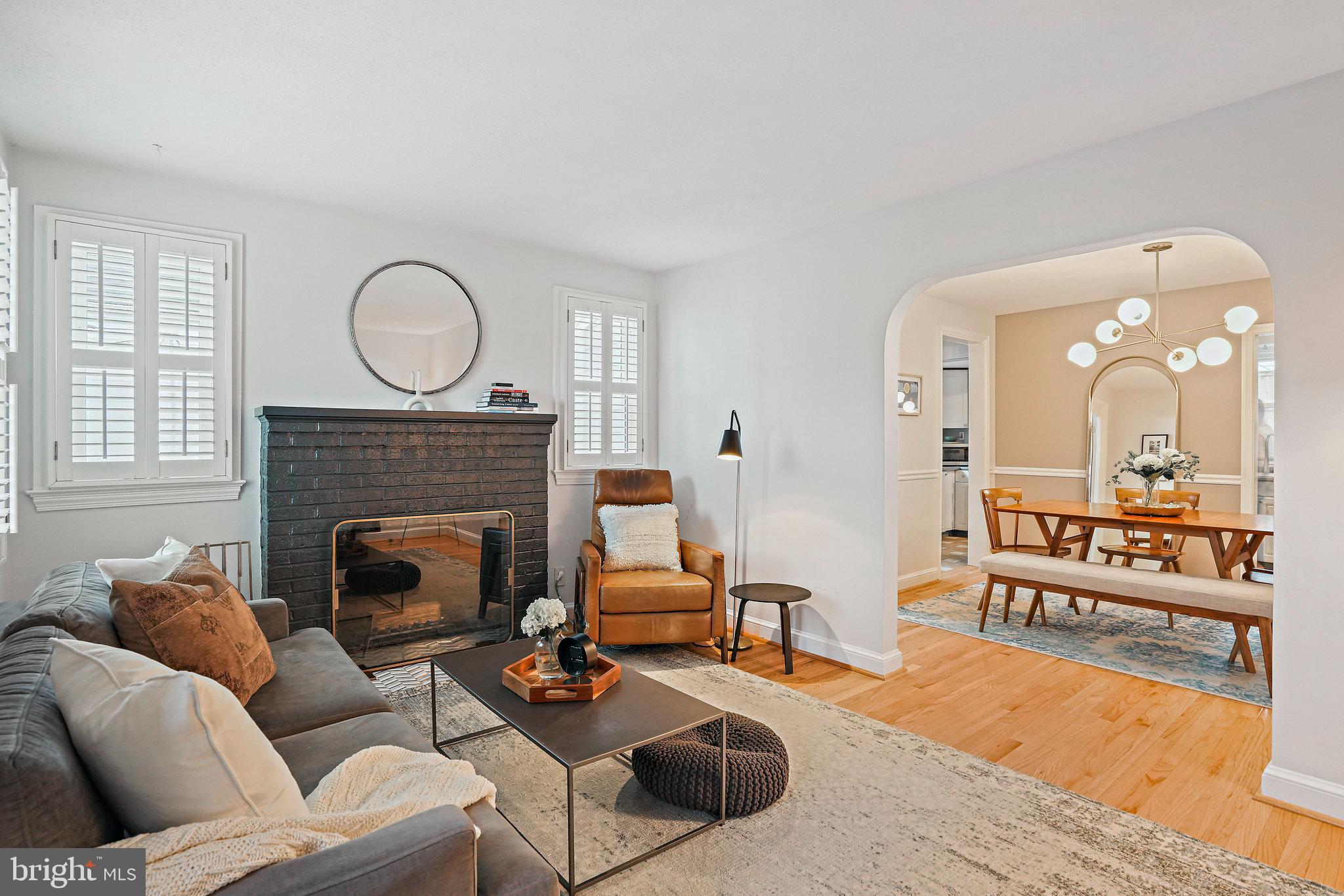 DOUGLAS PARK - Residential