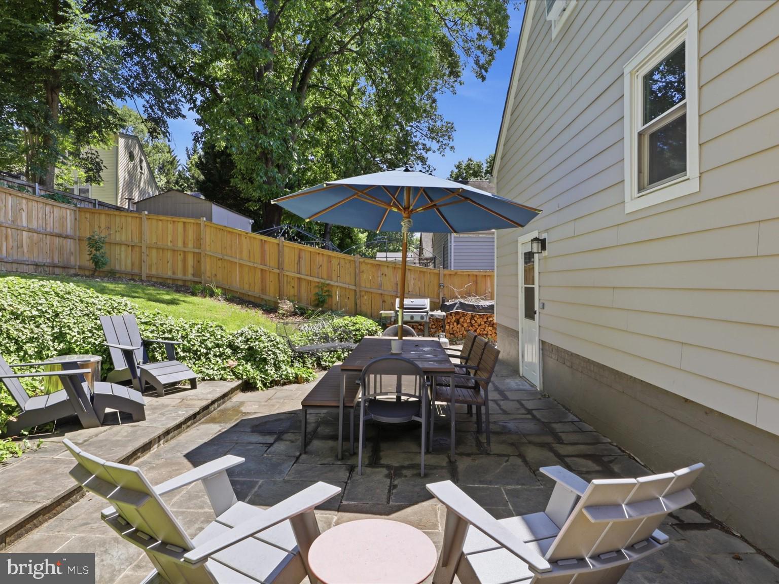 DOUGLAS PARK - Residential