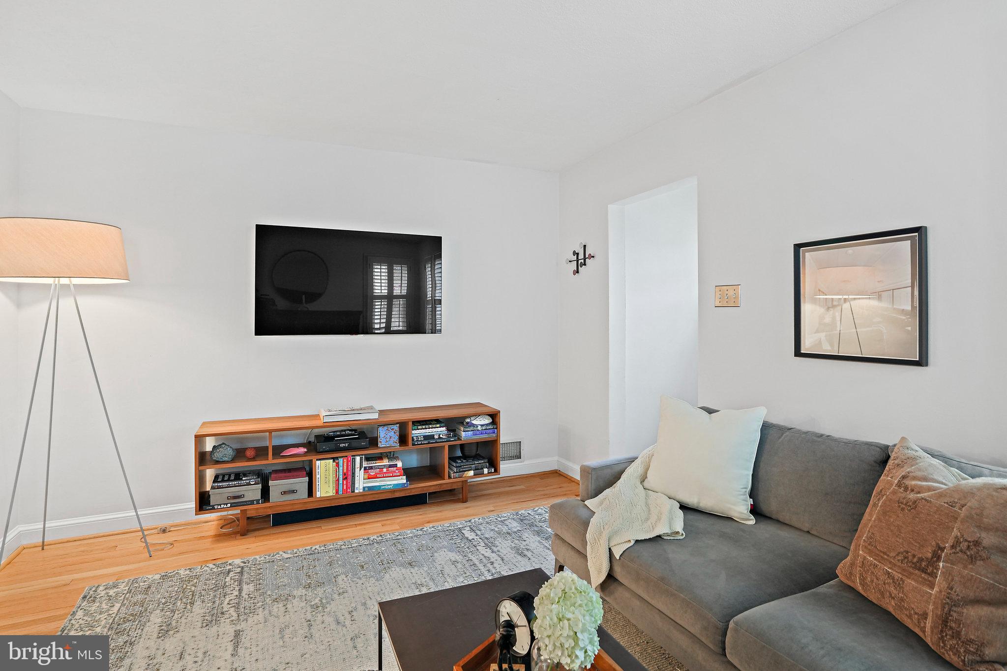 DOUGLAS PARK - Residential