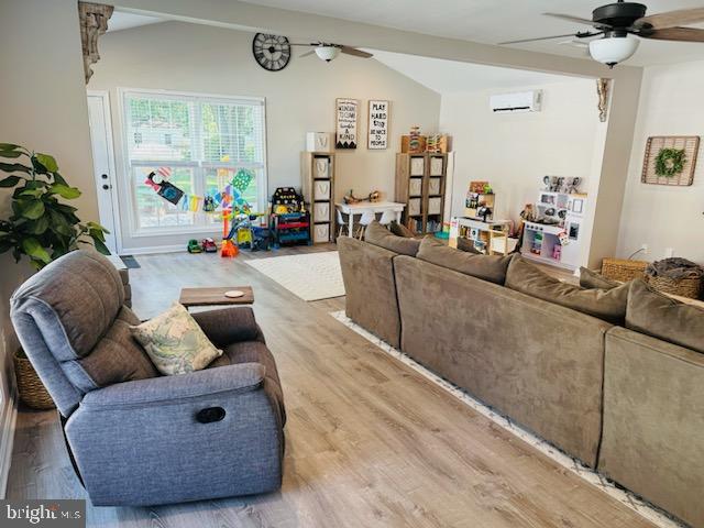 HARBOR VIEW - Residential