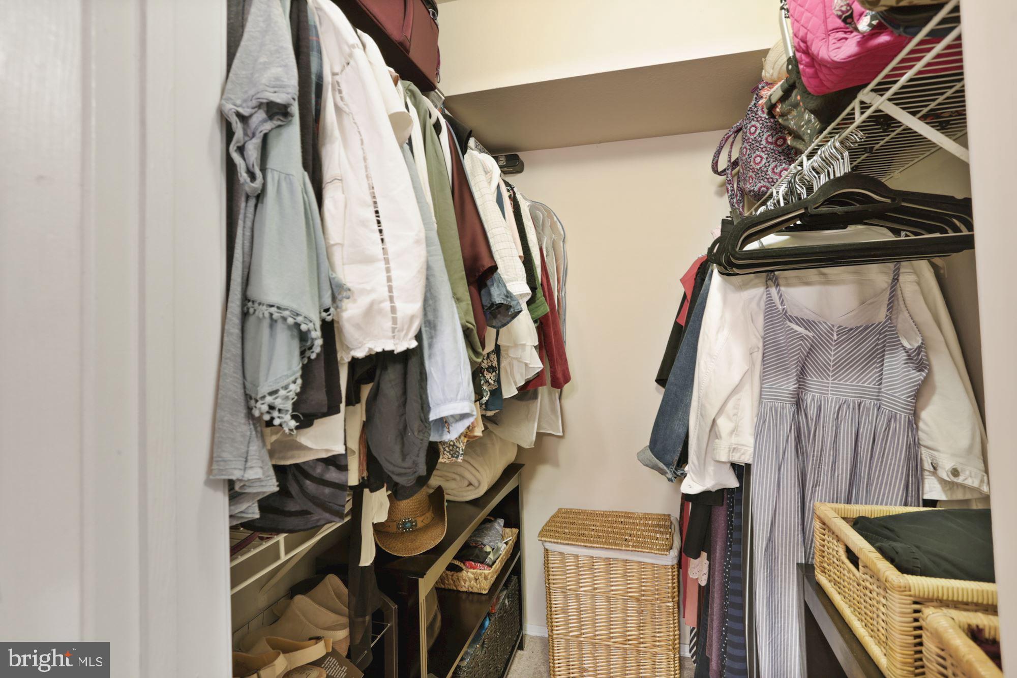 POINTE AT PARK CENTER - Residential