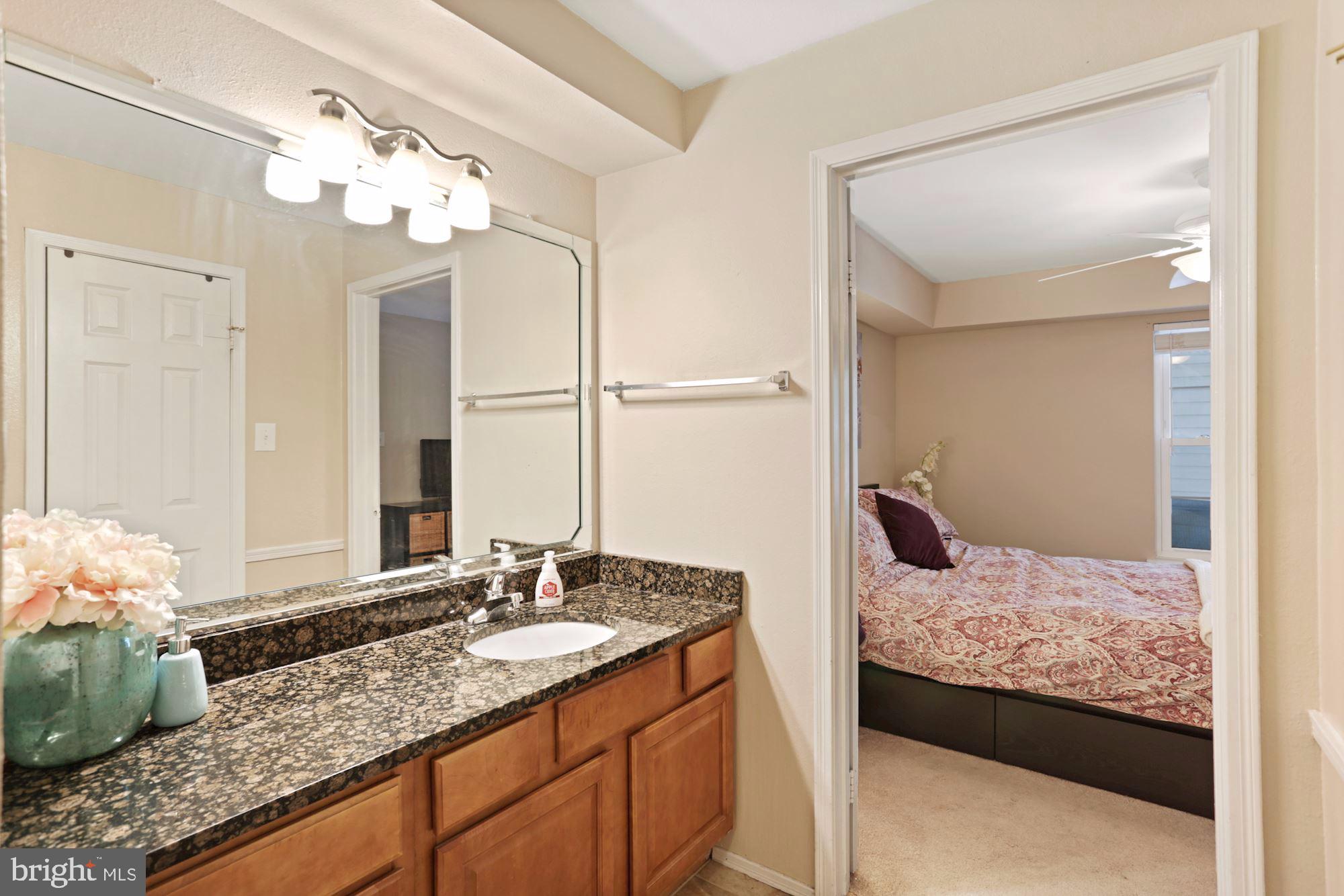 POINTE AT PARK CENTER - Residential