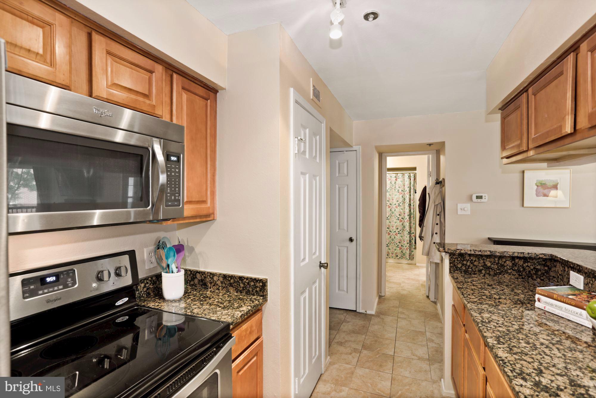 POINTE AT PARK CENTER - Residential