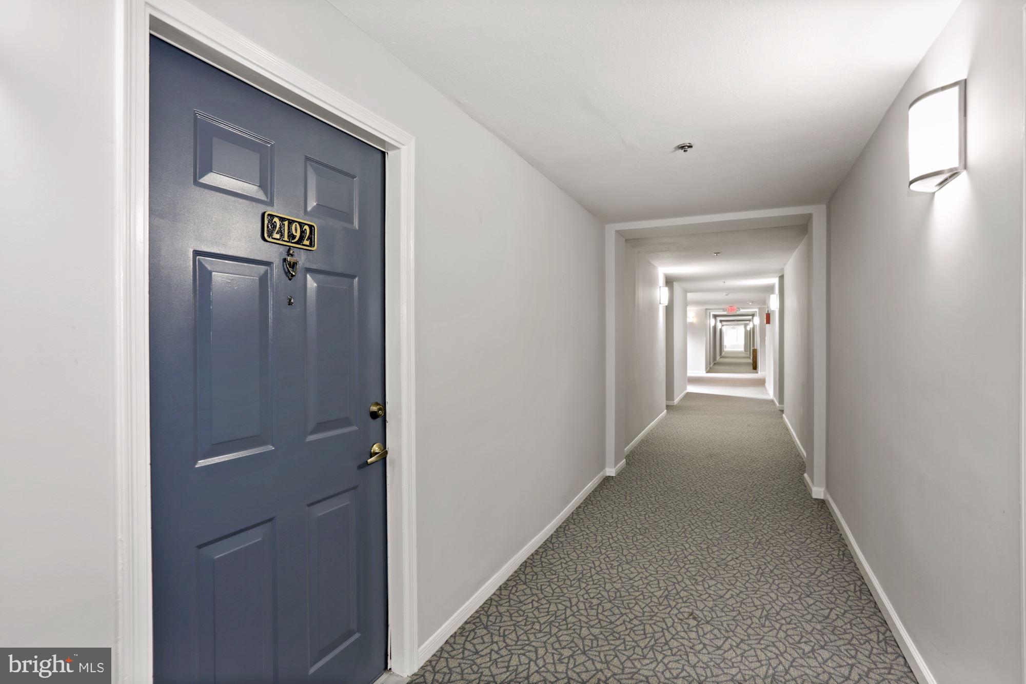 POINTE AT PARK CENTER - Residential