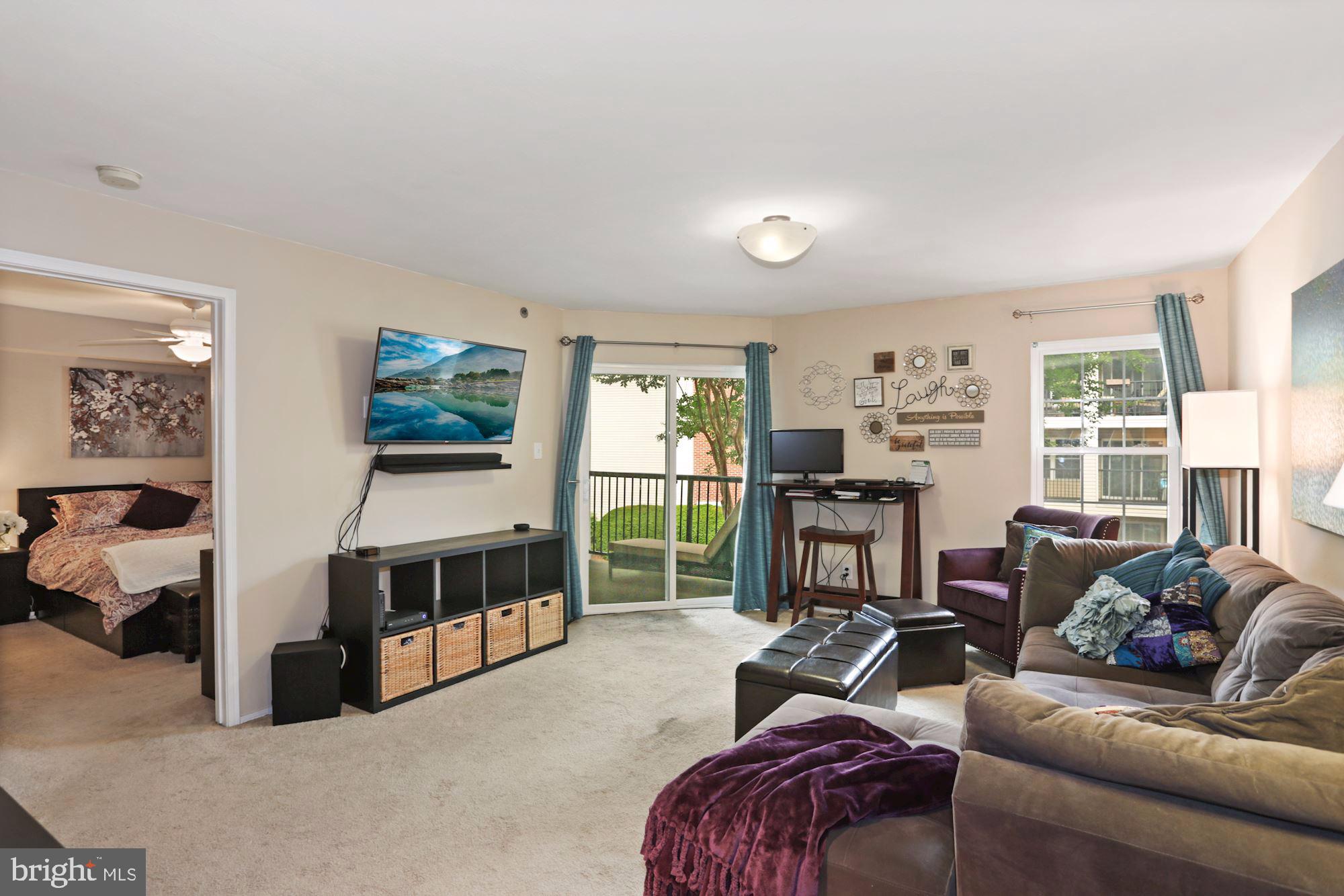 POINTE AT PARK CENTER - Residential