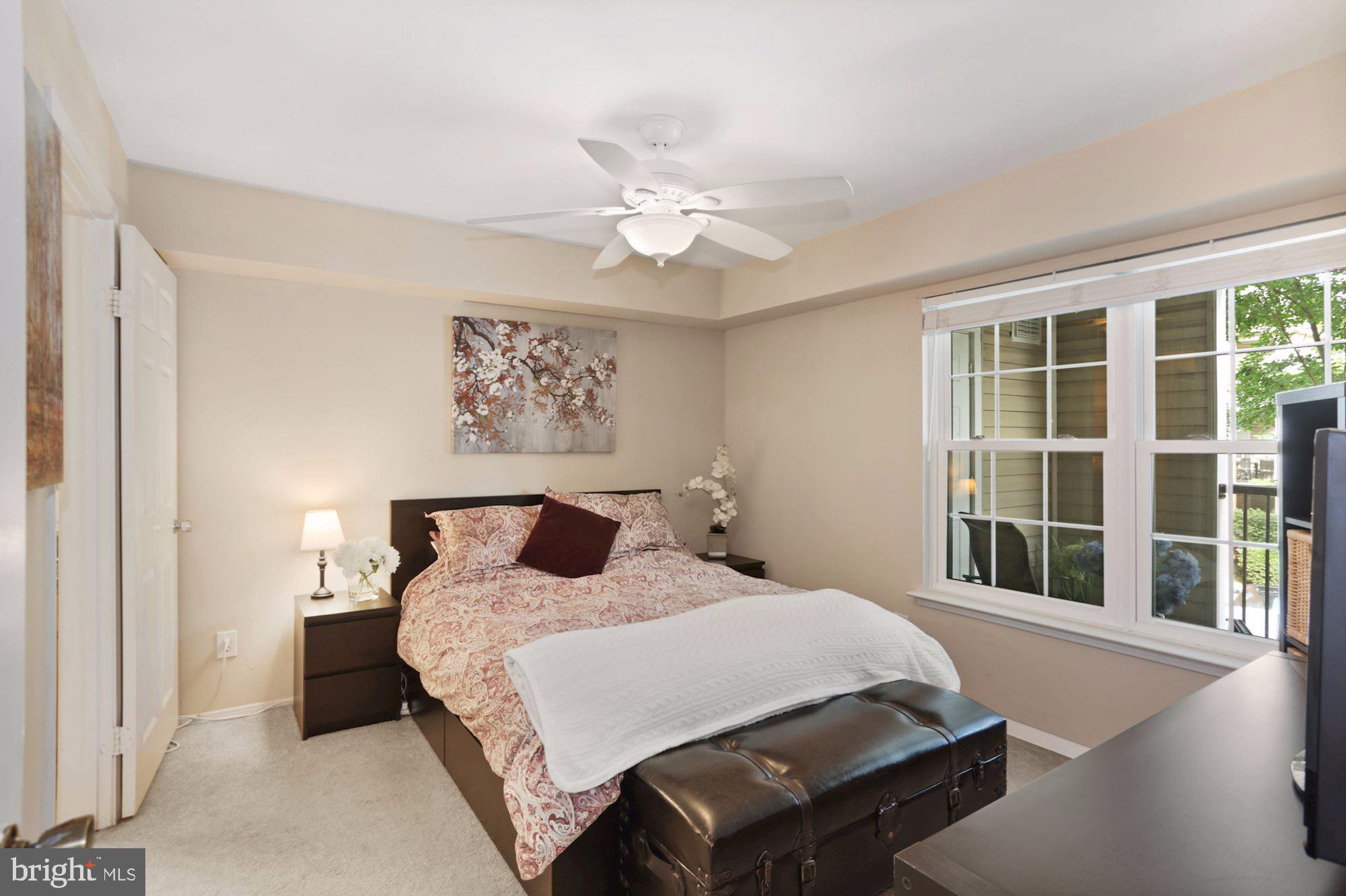 POINTE AT PARK CENTER - Residential