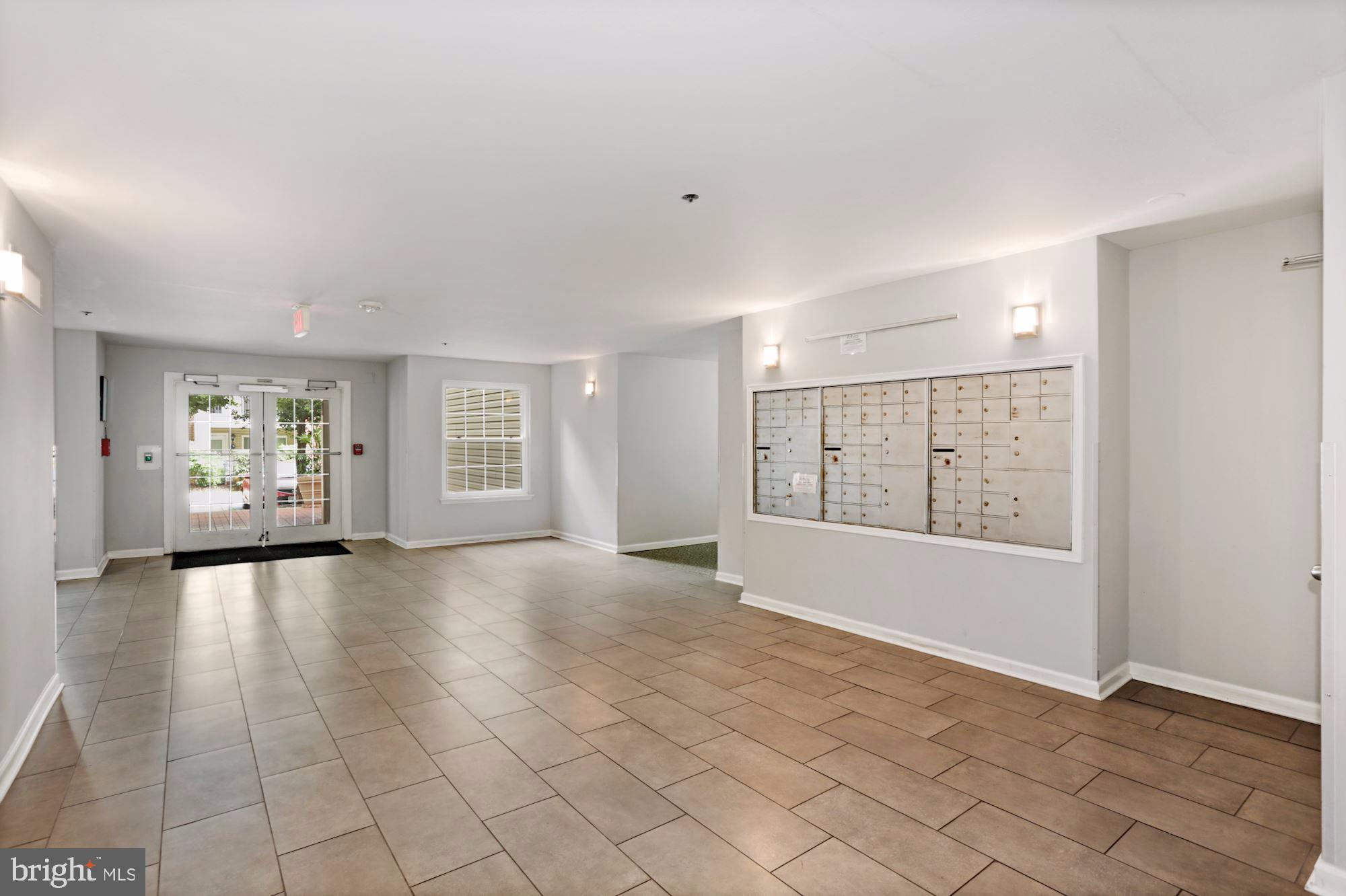 POINTE AT PARK CENTER - Residential