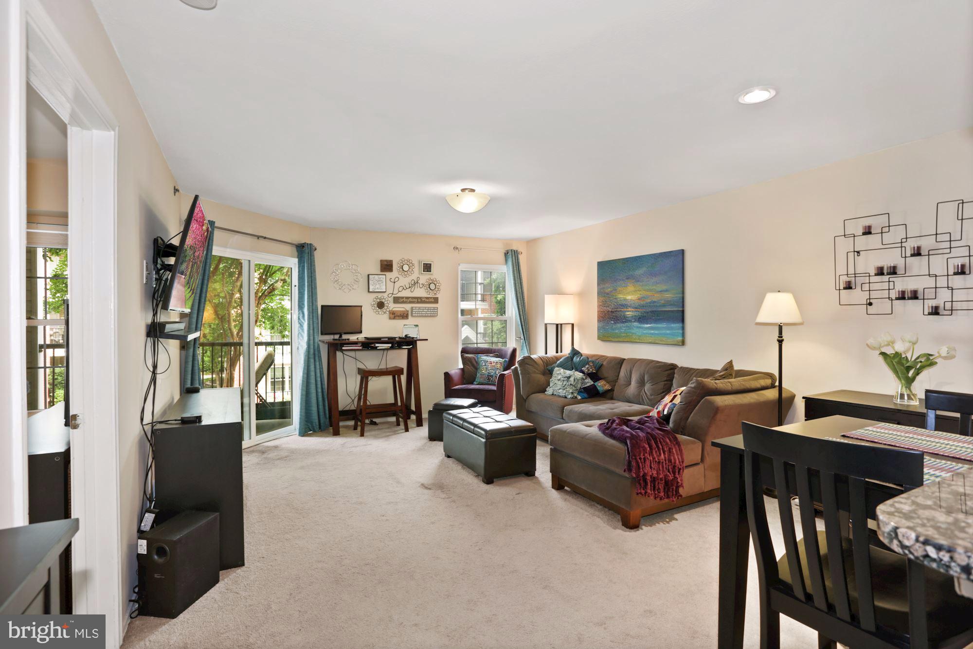 POINTE AT PARK CENTER - Residential