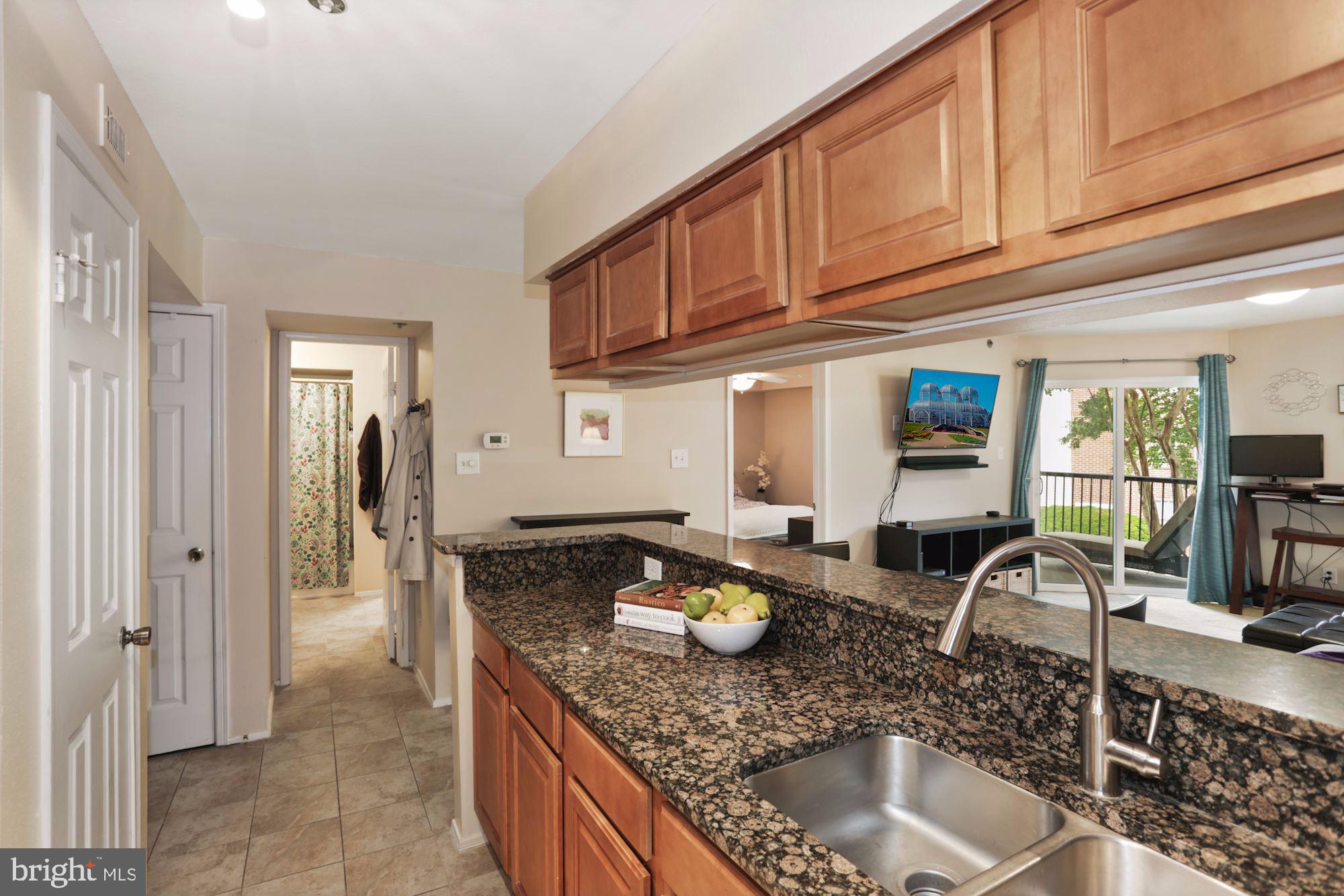 POINTE AT PARK CENTER - Residential