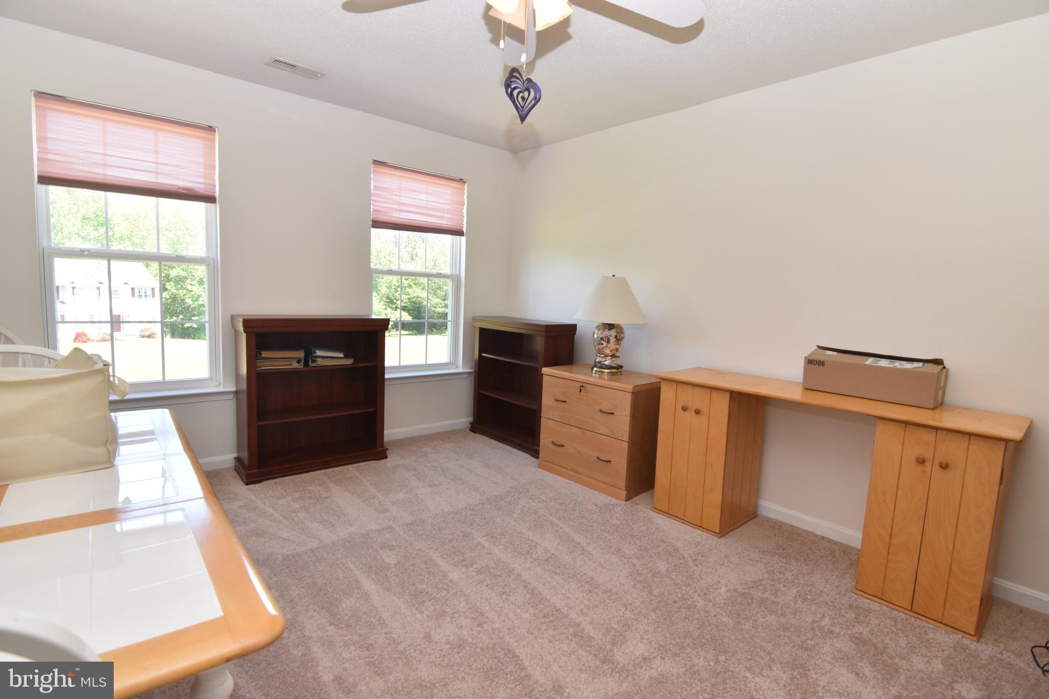 NEWTON MANOR - Residential