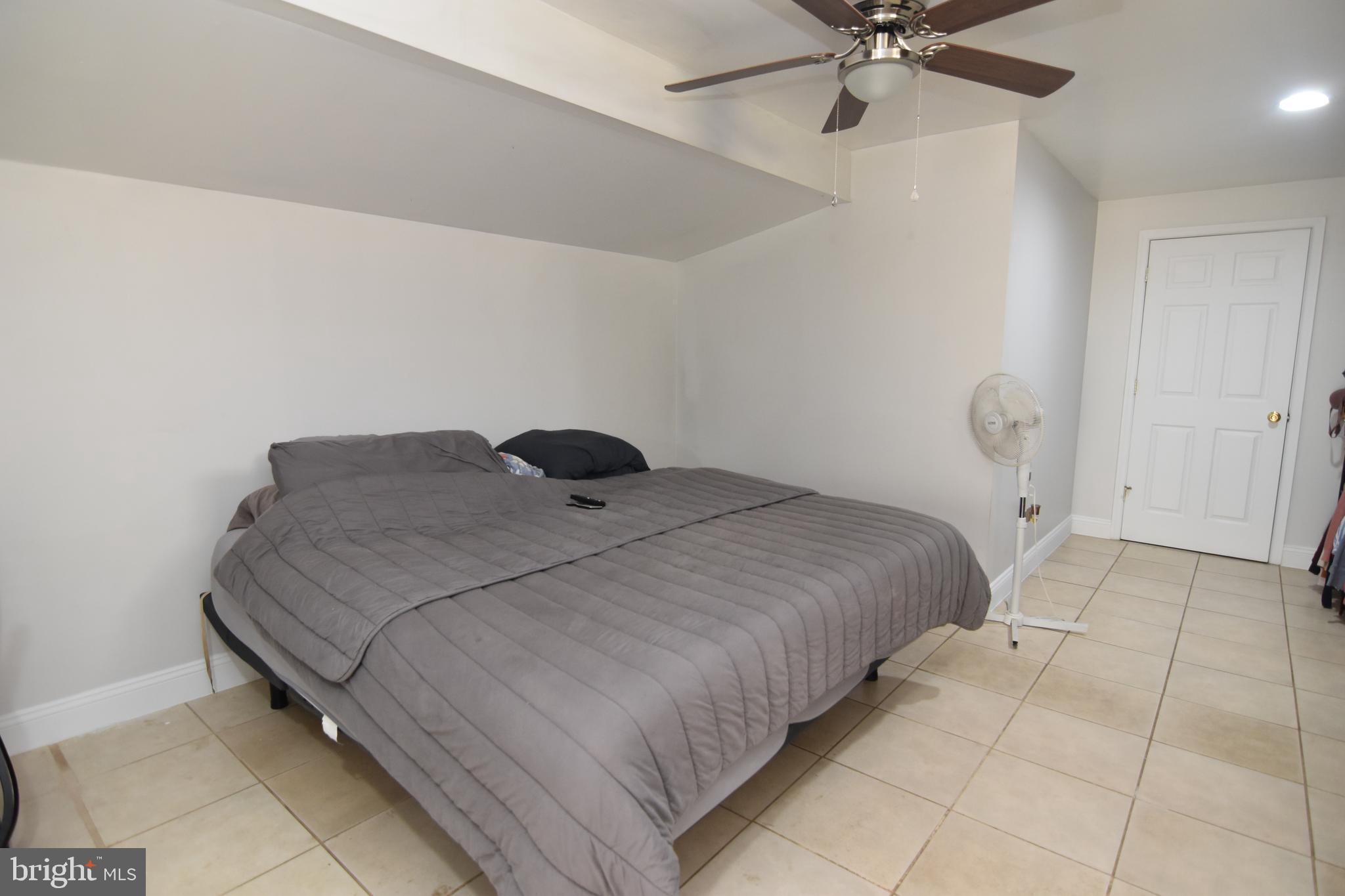 NEWTON MANOR - Residential