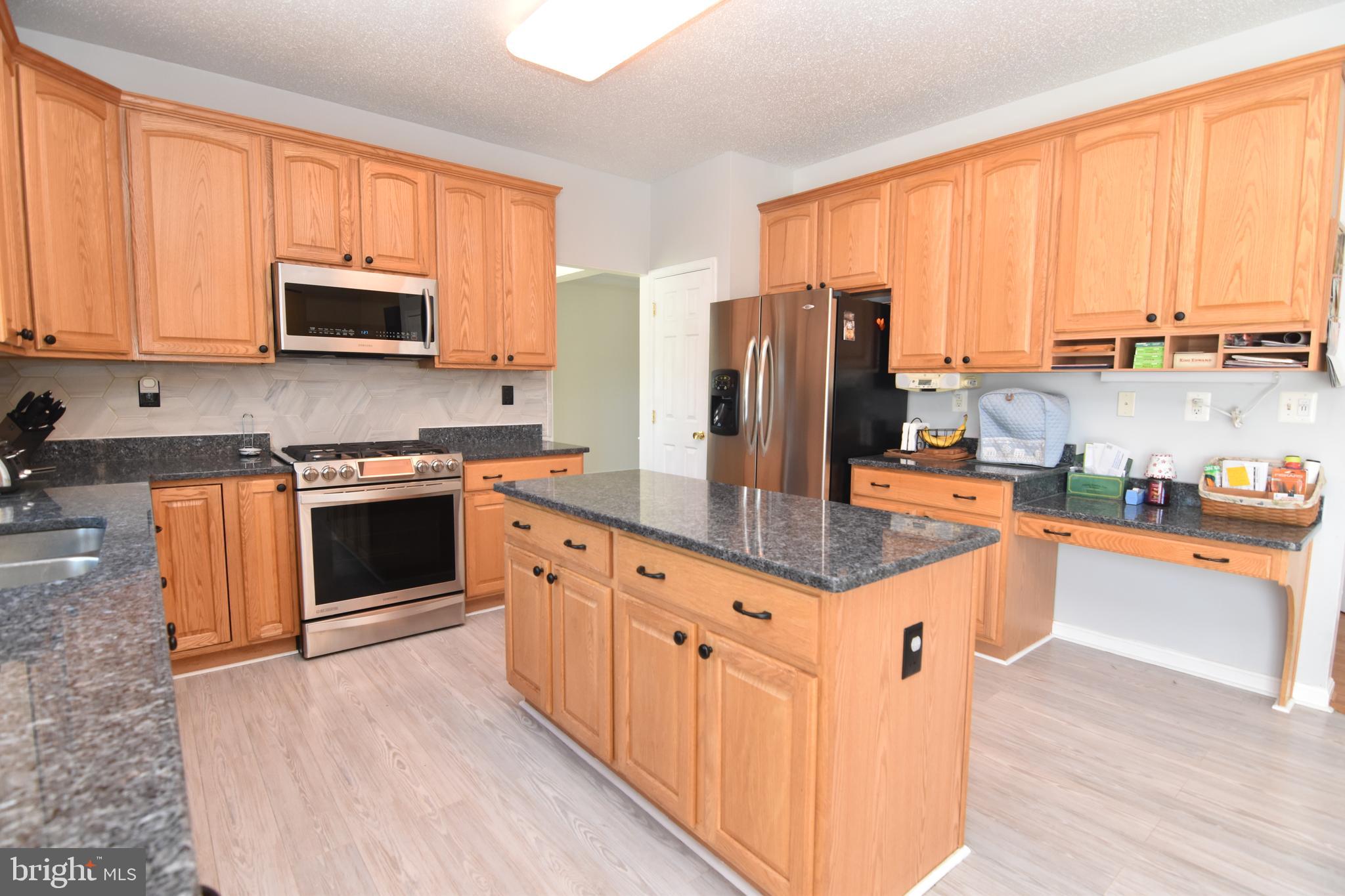 NEWTON MANOR - Residential