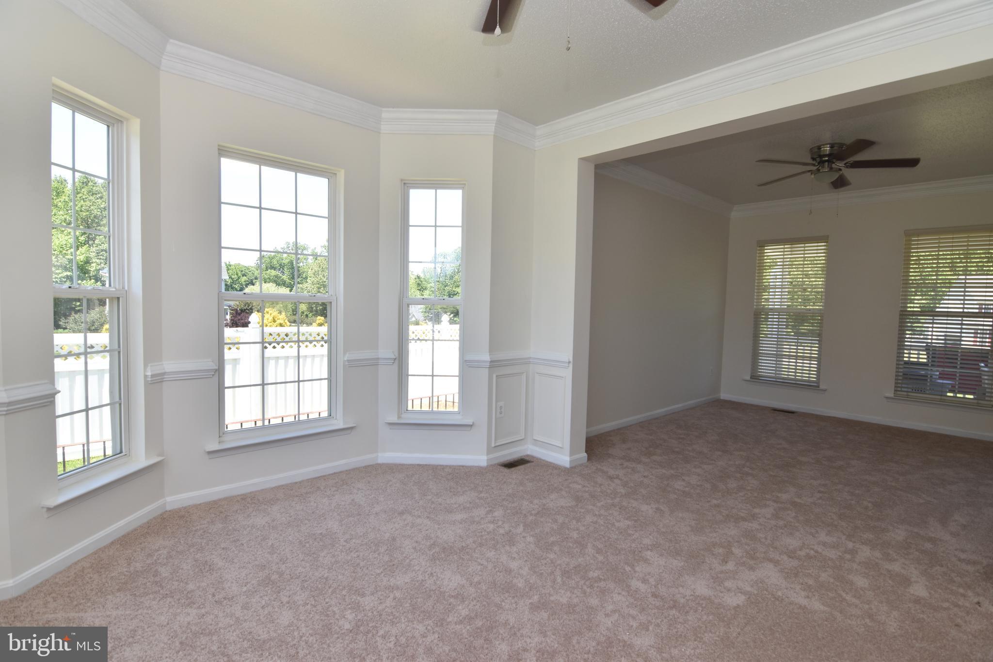 NEWTON MANOR - Residential