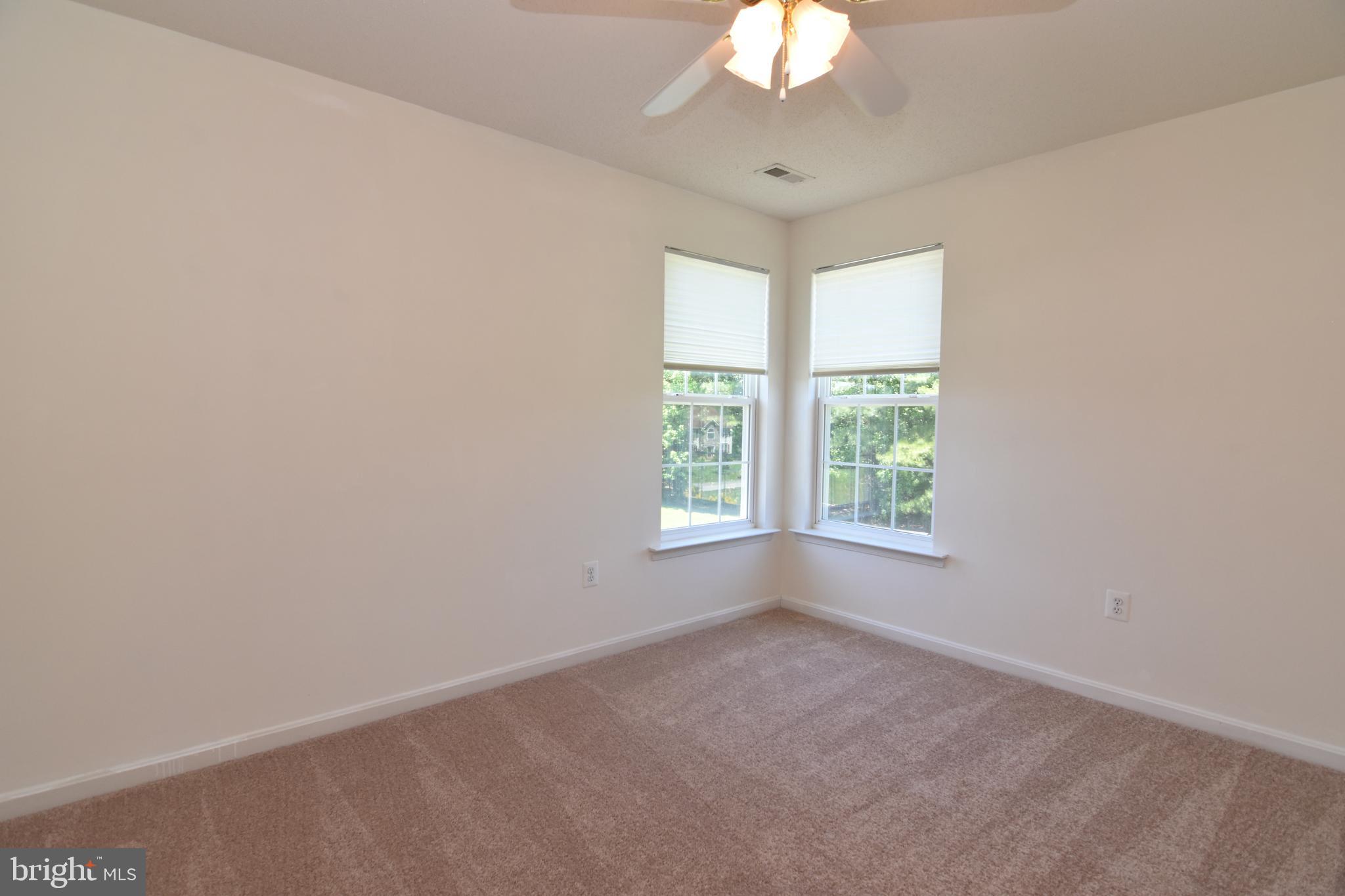 NEWTON MANOR - Residential