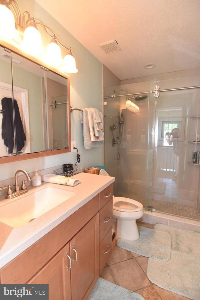 NEWTON MANOR - Residential