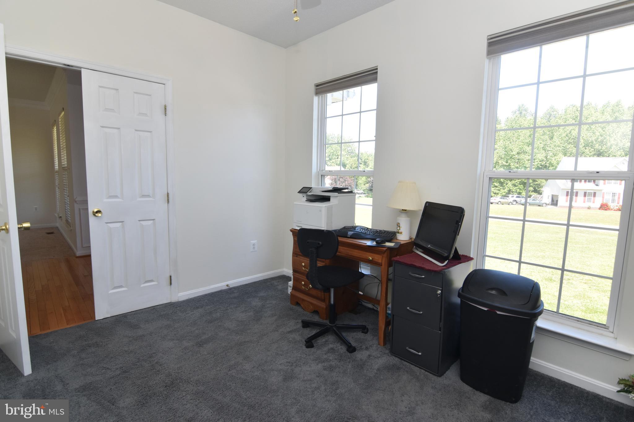 NEWTON MANOR - Residential