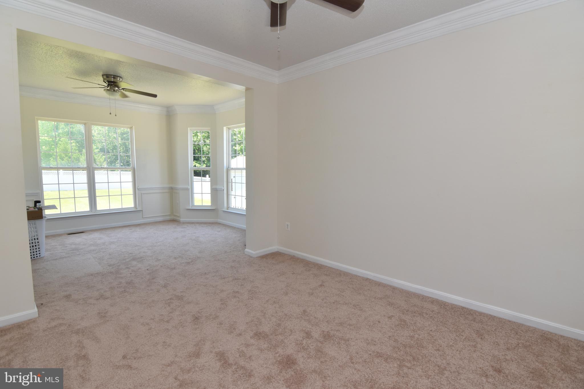 NEWTON MANOR - Residential