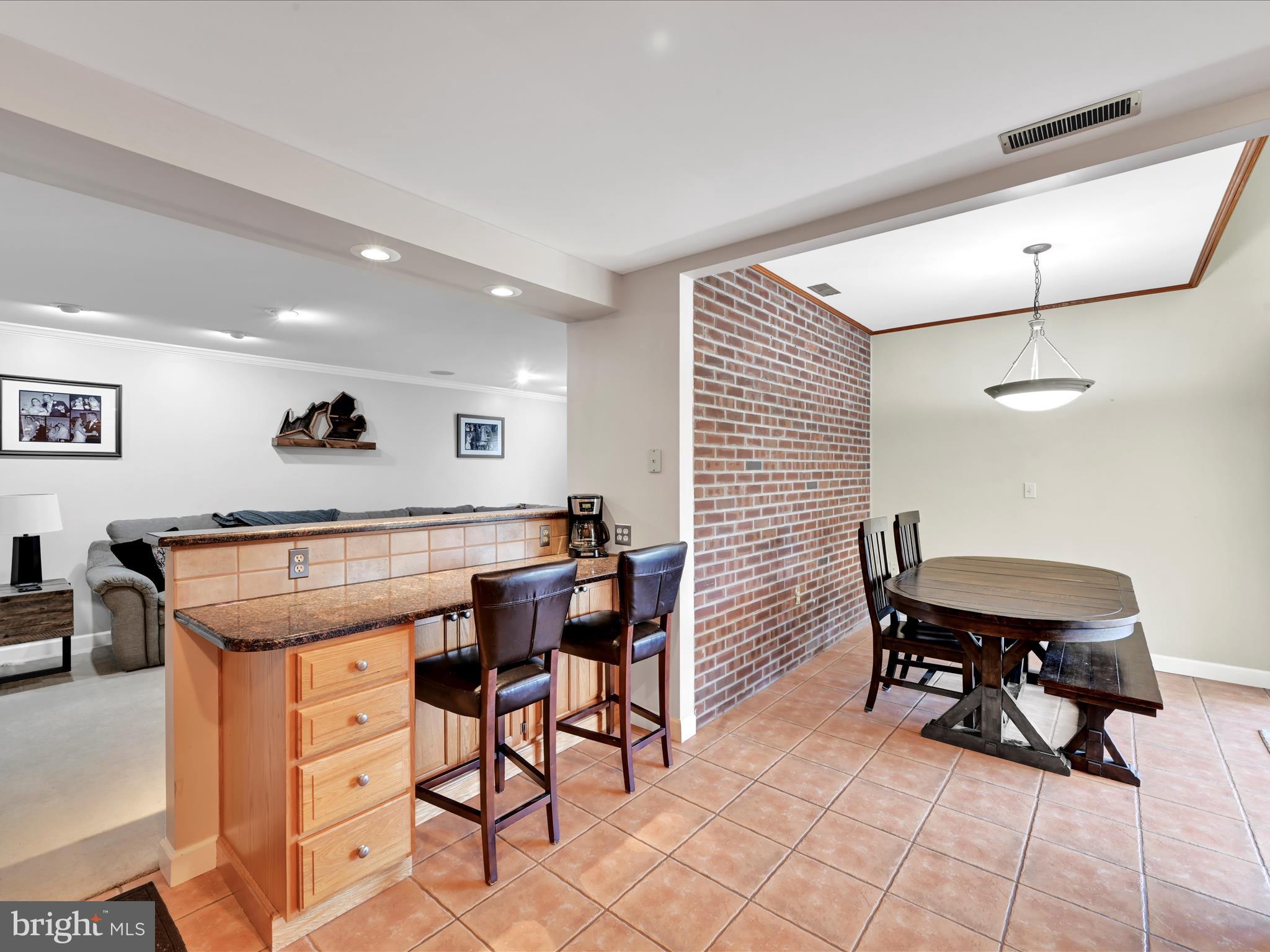 PINE BROOK - Residential