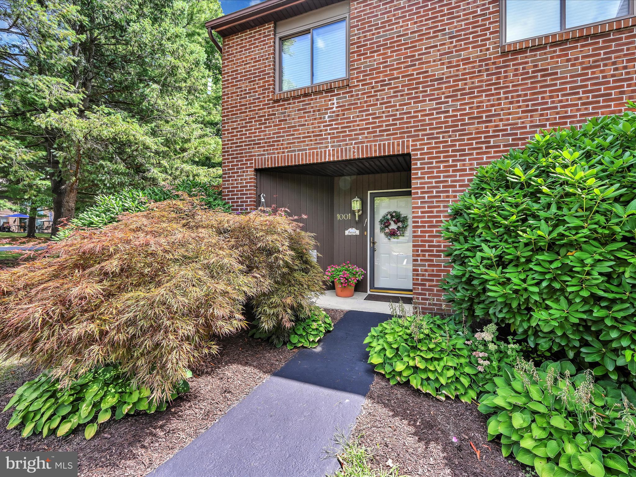 PINE BROOK - Residential