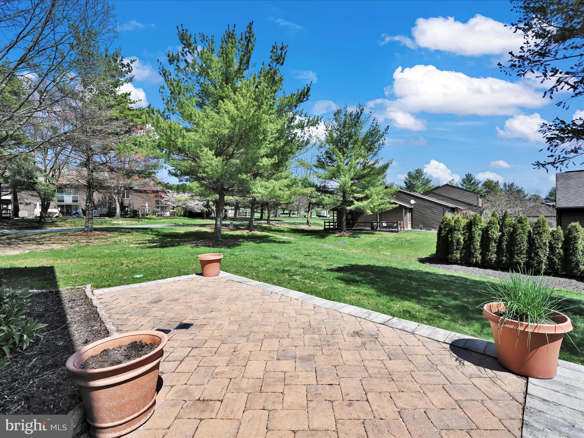 PINE BROOK - Residential