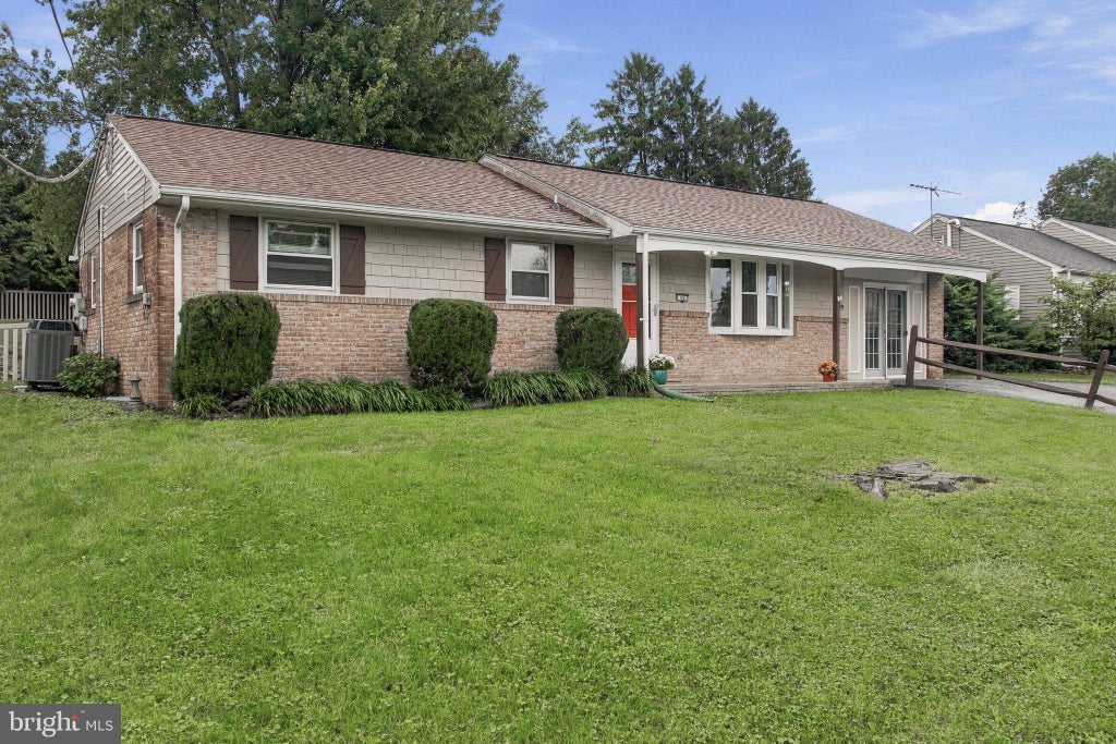 Photo of 49 S 3rd St, AKRON, PA 17501 (MLS # PALA2095280)