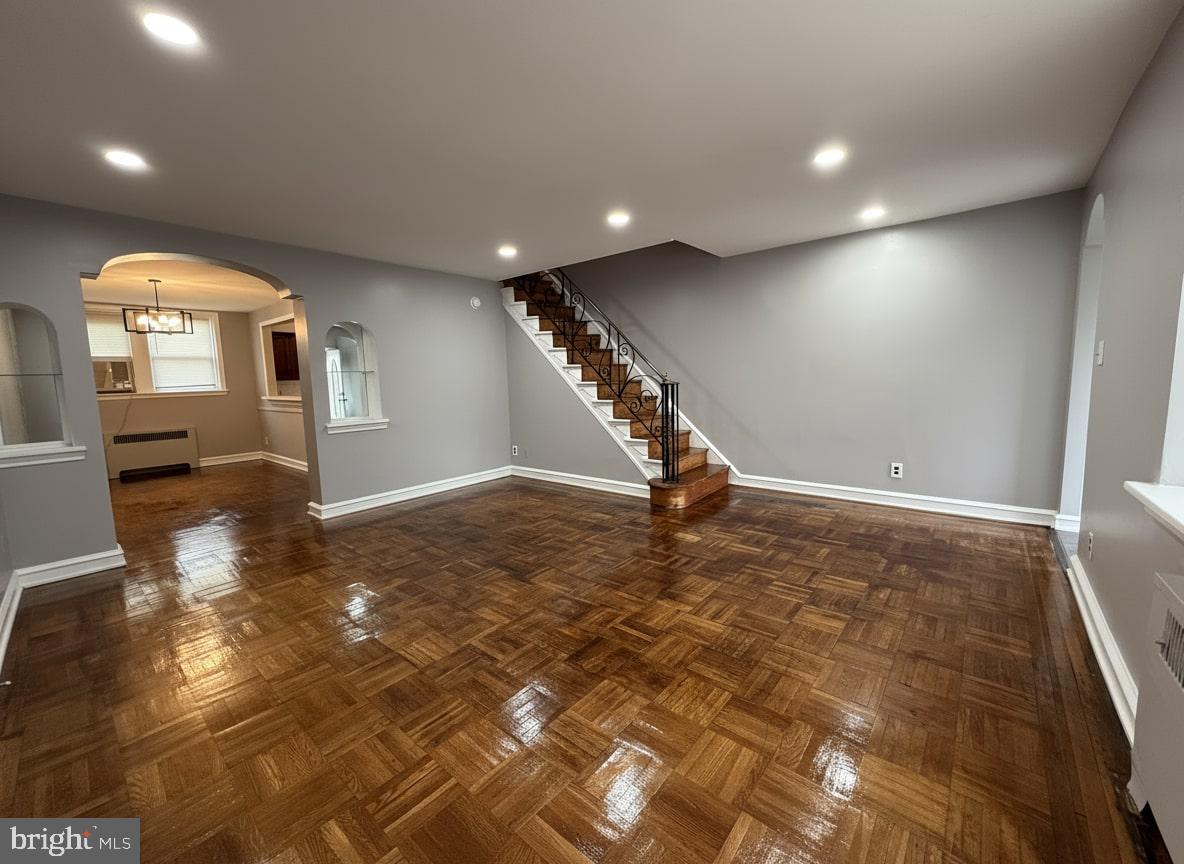 CASTOR GARDENS - Residential Lease