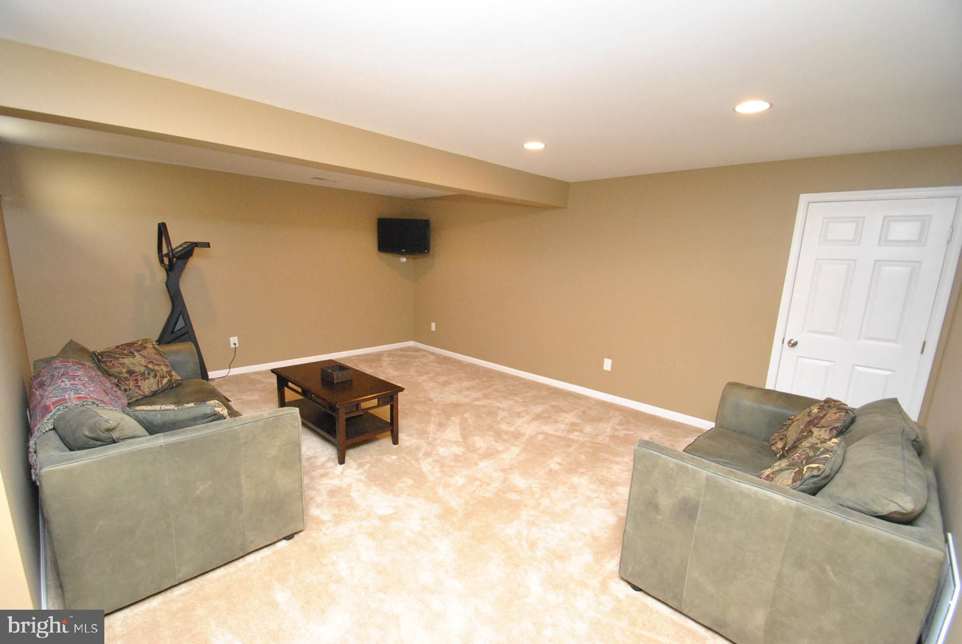 HONEYBROOK FARM - Residential