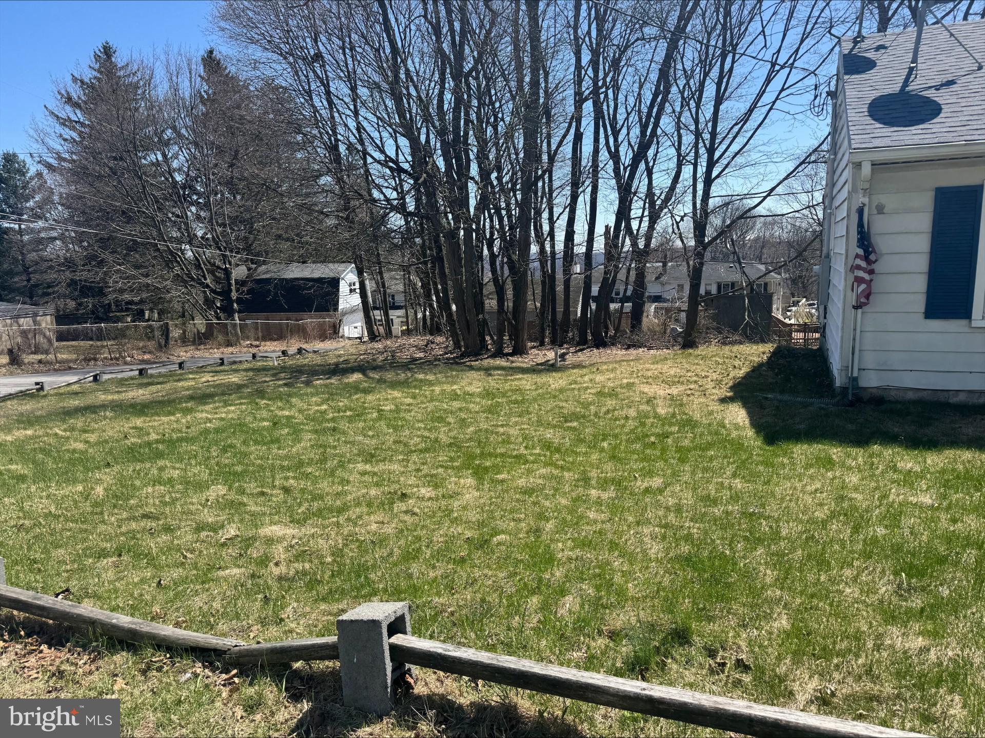 WESTON PLACE - Residential