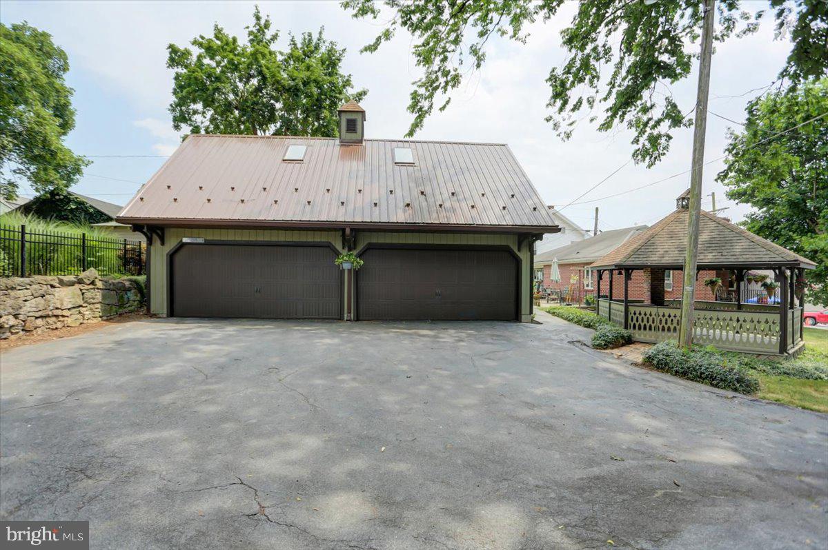 BOROUGH OF SHIPPENSBURG - Residential