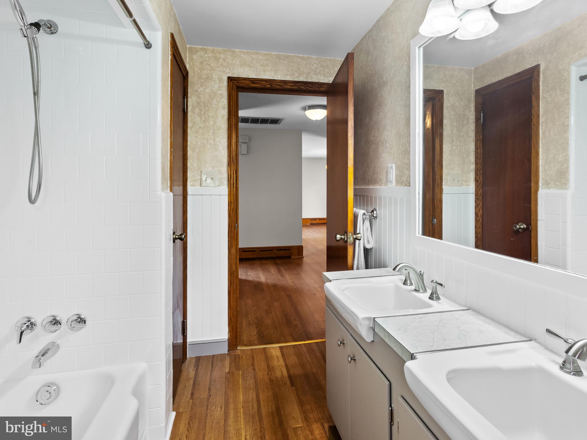 NEW WINDSOR - Residential