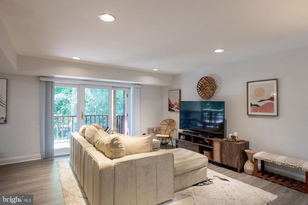 Photo of 790 - C Fairview Avenue #790 C, ANNAPOLIS, MD 21403 (MLS # MDAA2134172)